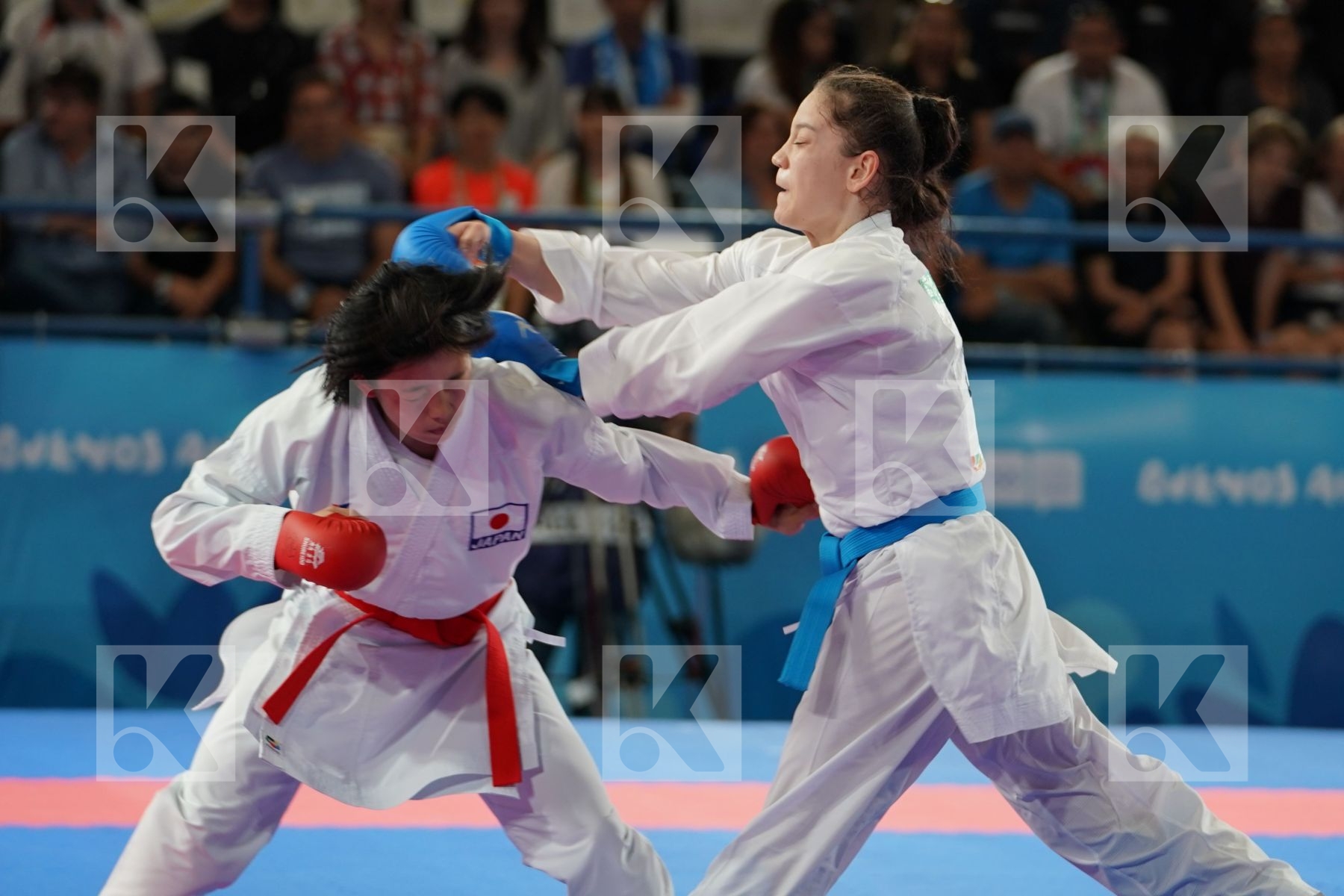 RINKA TAHATA (JAPAN) vs DILDORA ALIKULOV (UZBEKISTAN) in Junior Kumite Female -53Kg - Semifinal