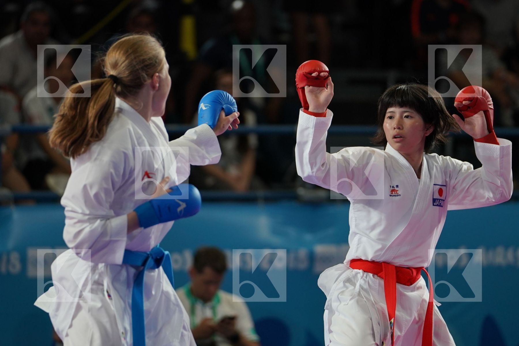 KOKORO SAKAJI (JAPAN) vs ANNA CHERNYSHEVA (RUSSIA) in Junior Kumite Female - 59 Kg - Gold bout