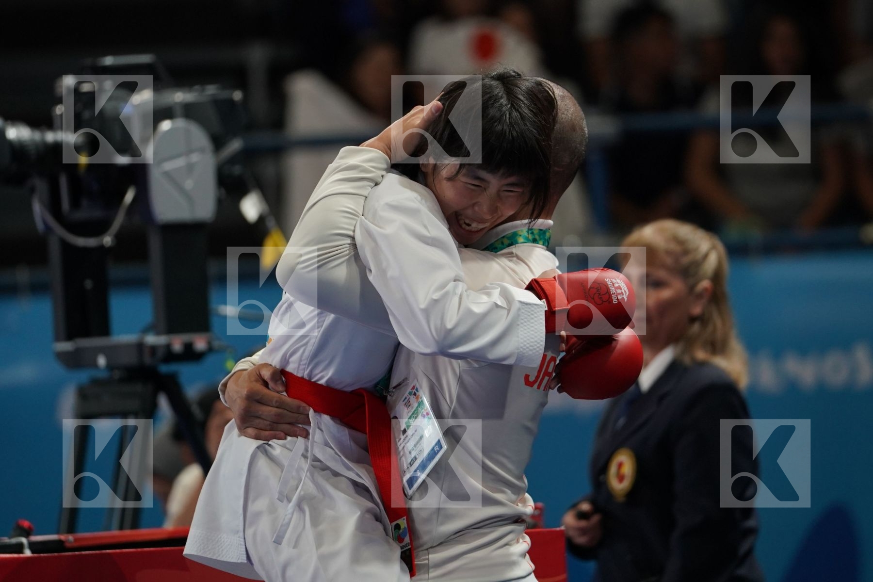 KOKORO SAKAJI (JAPAN) vs ANNA CHERNYSHEVA (RUSSIA) in Junior Kumite Female - 59 Kg - Gold bout