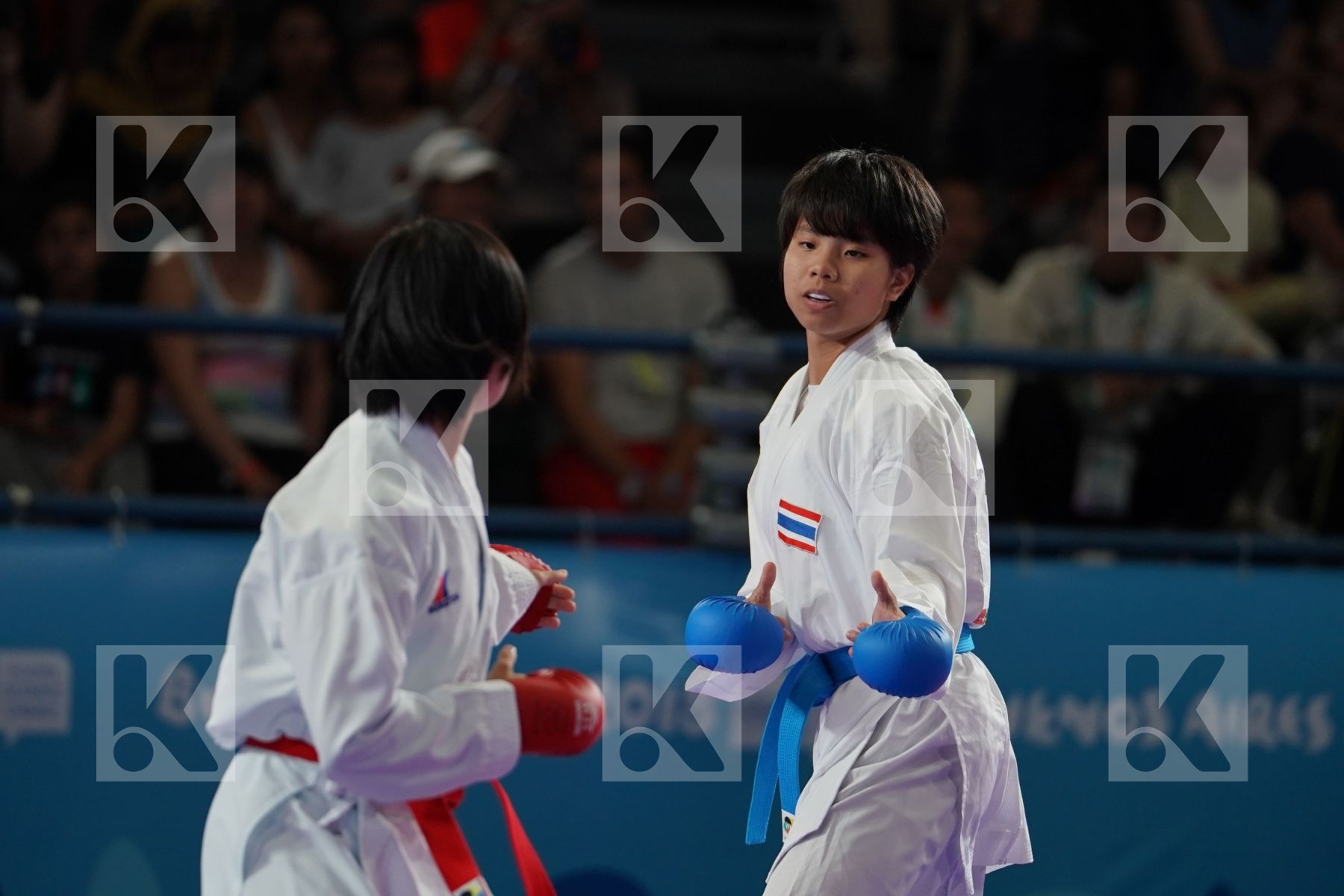 RINKA TAHATA (JAPAN) Vs AIKA OKAZAKI (THAILAND) in Junior Kumite Female -53Kg - Semifinal