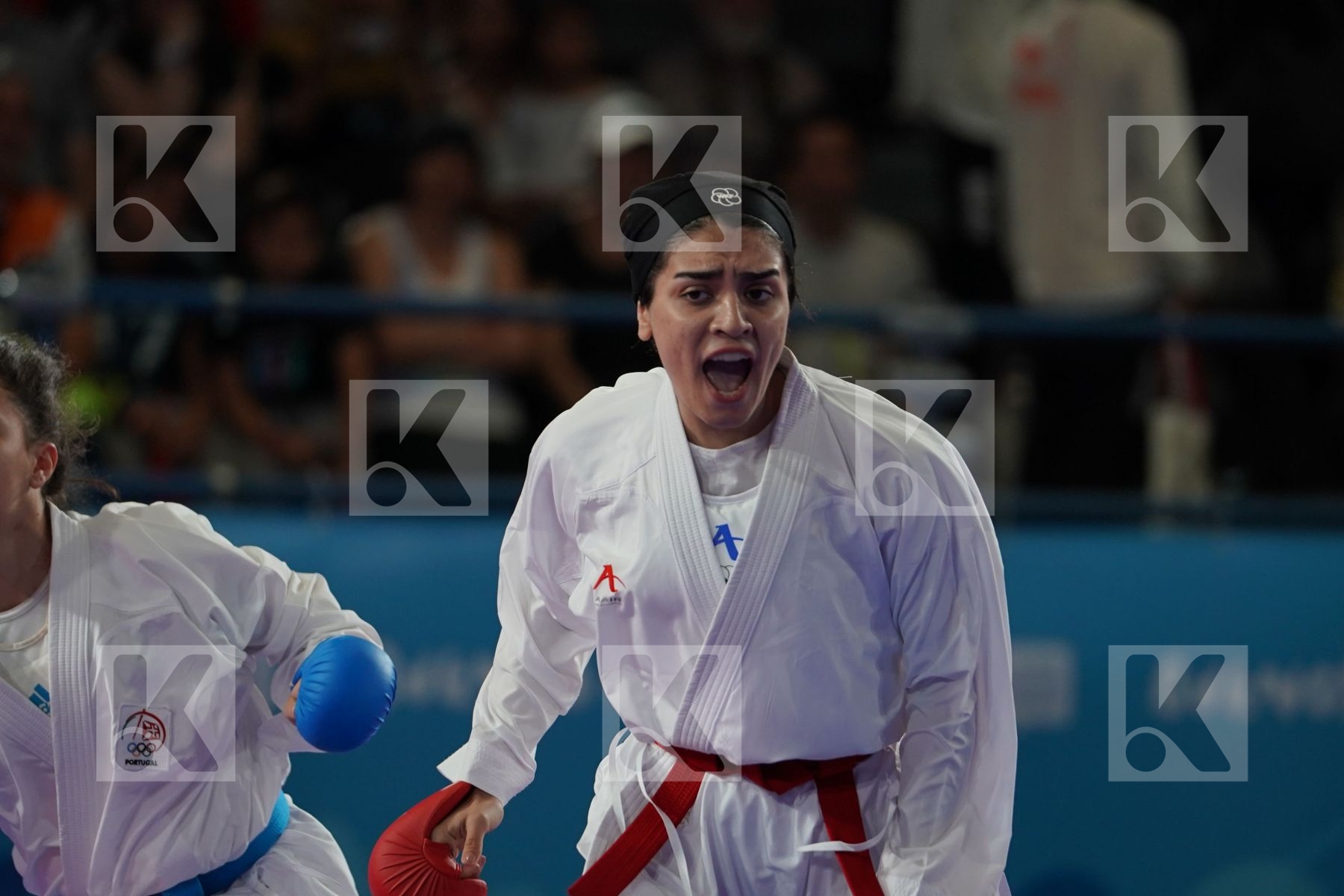 FATEMEH KONAKDARTARSI (IRAN) Vs TANIA BARROS (PORTUGAL) in Junior Kumite Female -53Kg - Semifinal