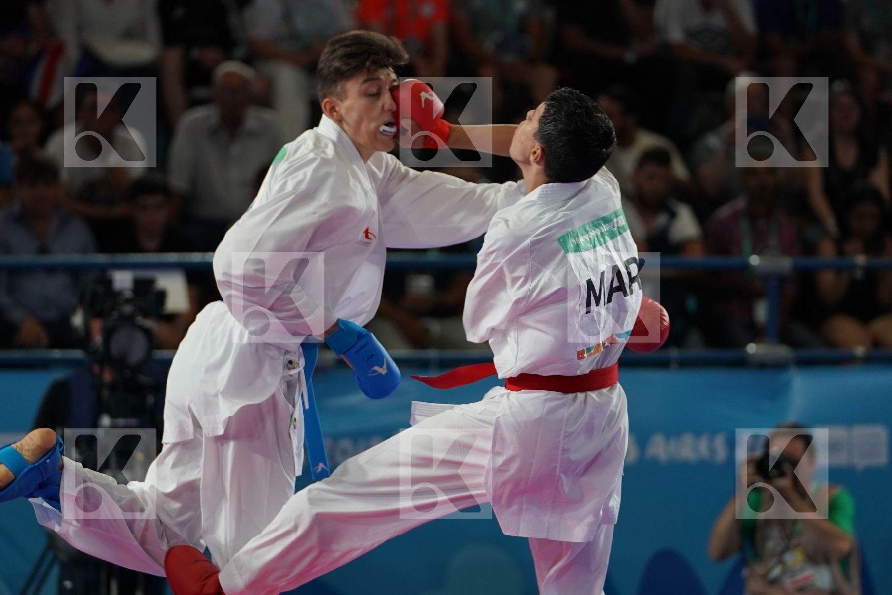 OUSSAMA EDARI (MOROCCO) Vs ALIREZA FARAJIKOUHIKHEILI (IRAN) in Junior Kumite Male Ð 61 Kg - Semifinal