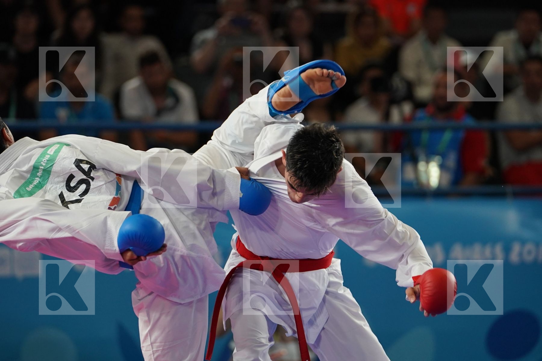 RODRIGO TELLO (ARGENTINA) Vs MOHAMMED ALASSIRI (SAUDI ARABIA) in Junior Kumite Male Ð 61 Kg - Semifinal