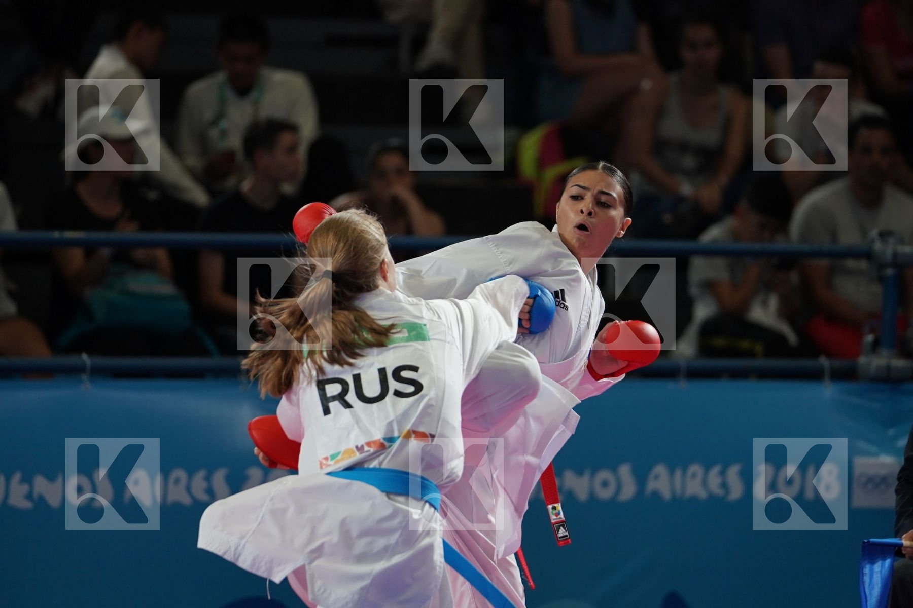 ASSIA OUKHATTOU (FRANCE) Vs ANNA CHERNYSHEVA (RUSSIA) in Junior Kumite Female - 59 Kg - Semifinal
