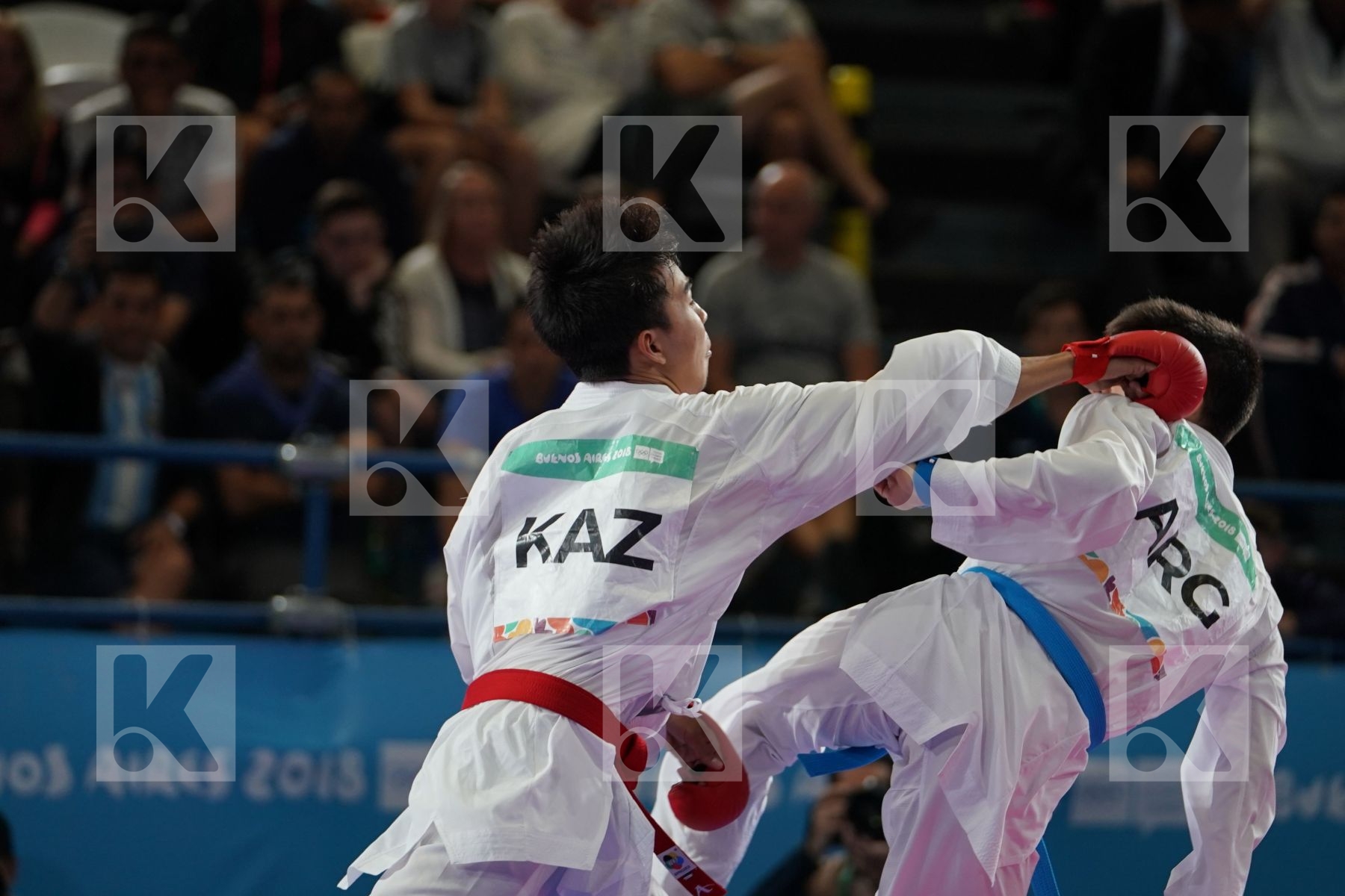 ABILMANSUR BATYRGALI (KAZAKHSTAN) vs JUAN SALSENCH (ARGENTINA) in Junior Kumite Male Ð 68 Kg - Qualification