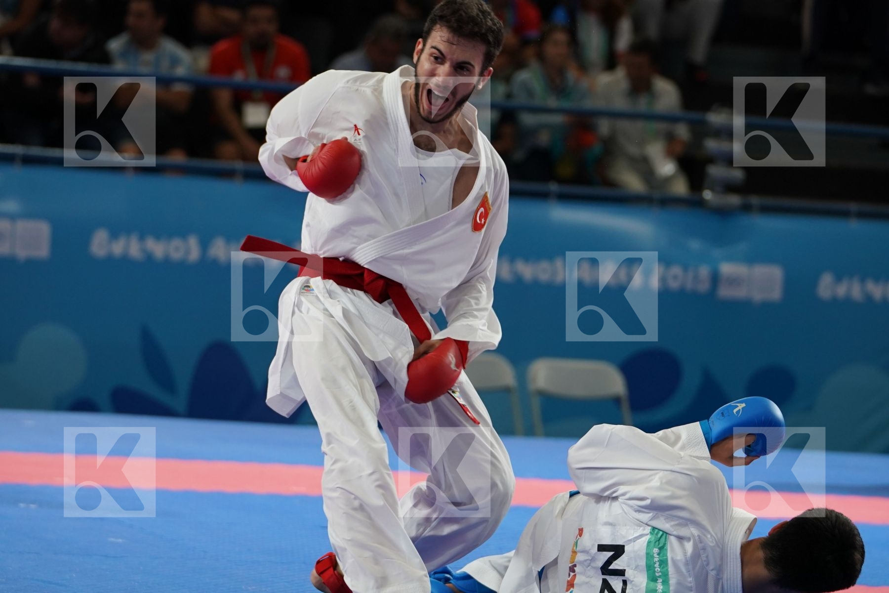 ENES BULUT (TURKEY) vs RAUKAWA JEFFERIES (NEW ZEALAND) in Senior Kumite 68+ Kg - Qualification