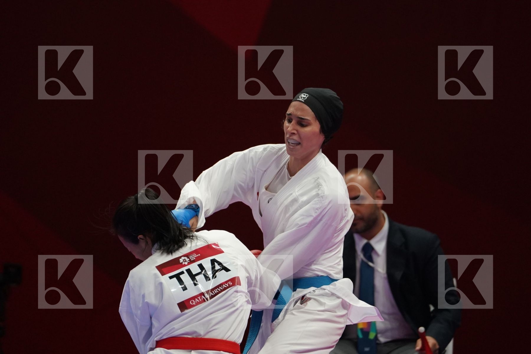 ARM SUKKIAW (THAILAND) vs ROZITA ALIPOURKESHKA (ISLAMIC REPUBLIC OF IRAN) in Senior Kumite Ð 61 Kg - Qualification