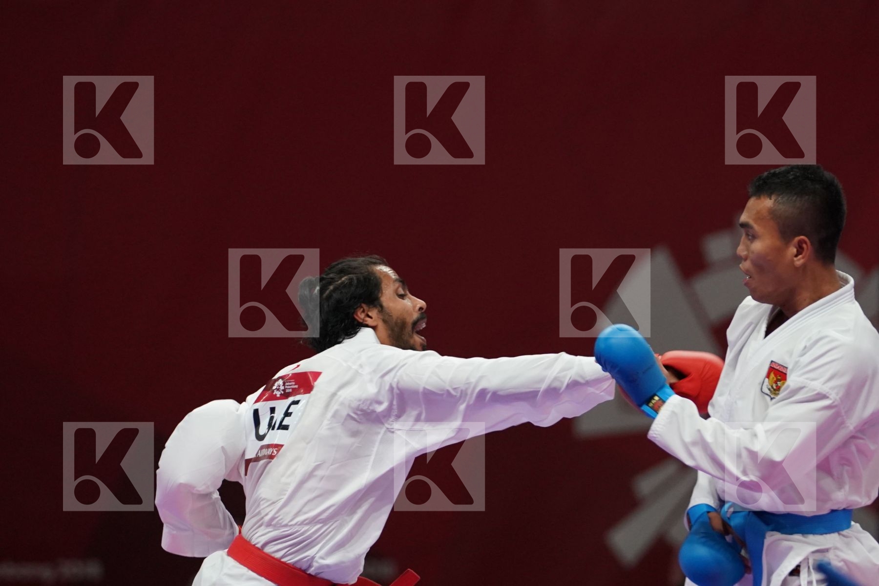 AHMED ALHADHRAMI (UNITED ARAB EMIRATES) vs JINTAR SIMANJUNTAK (INDONESIA) in Senior Kumite -67 Kg - Bronze