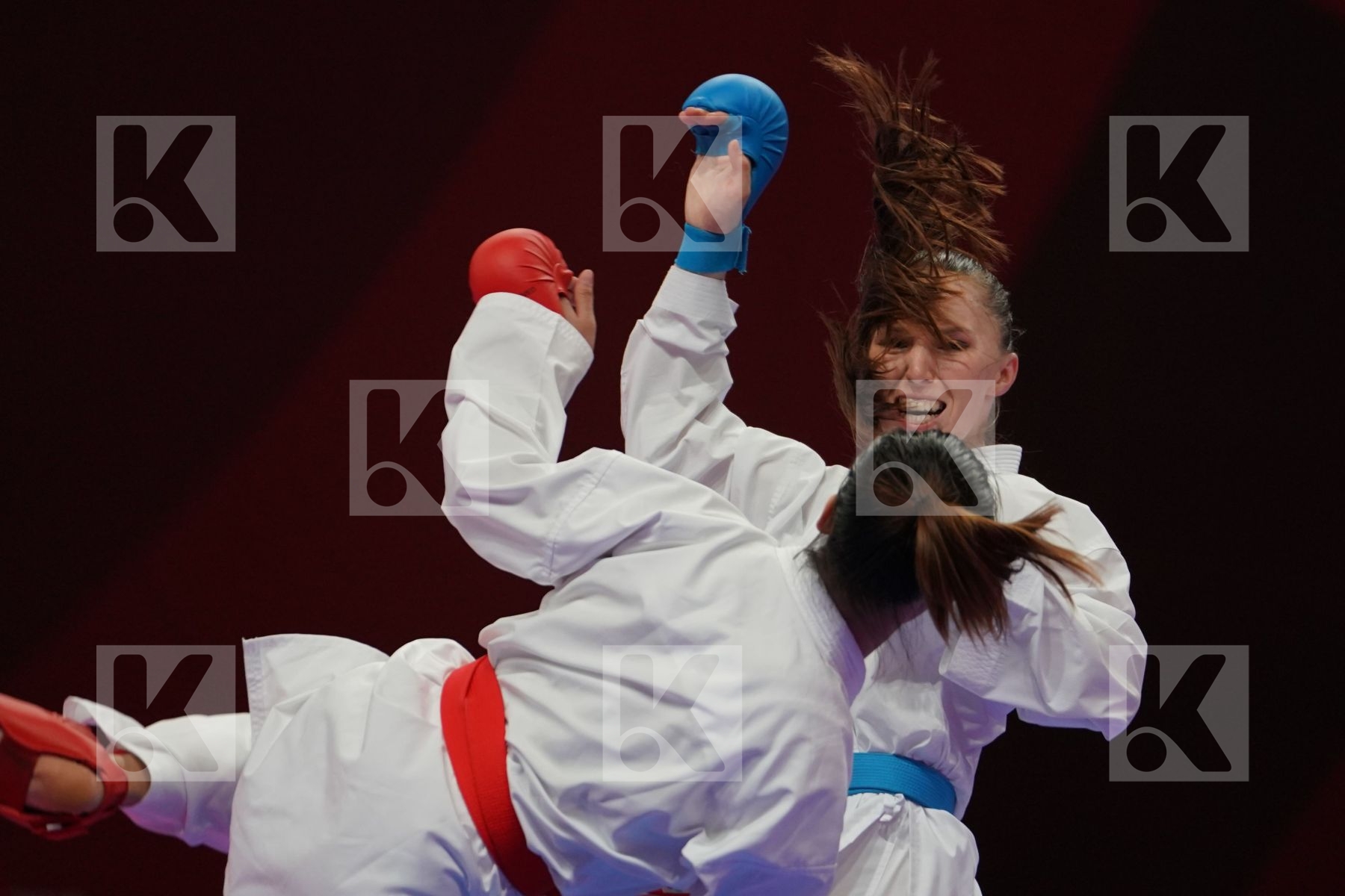 THI NGOAN NGUYEN (VIETNAM) vs GUZALIYA GAFUROVA (KAZAKHSTAN) in Senior Kumite Ð 68 Kg - Qualification