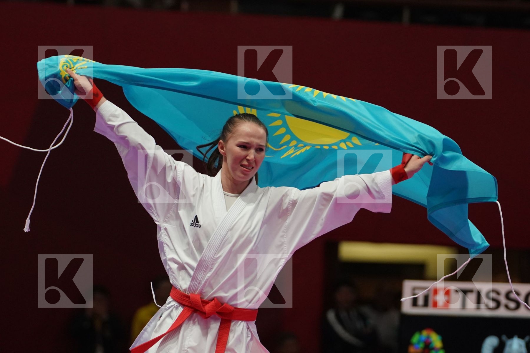 GUZALIYA GAFUROVA (KAZAKHSTAN) vs LINGLING TANG (CHINA) in Senior Kumite Ð 68 Kg - final