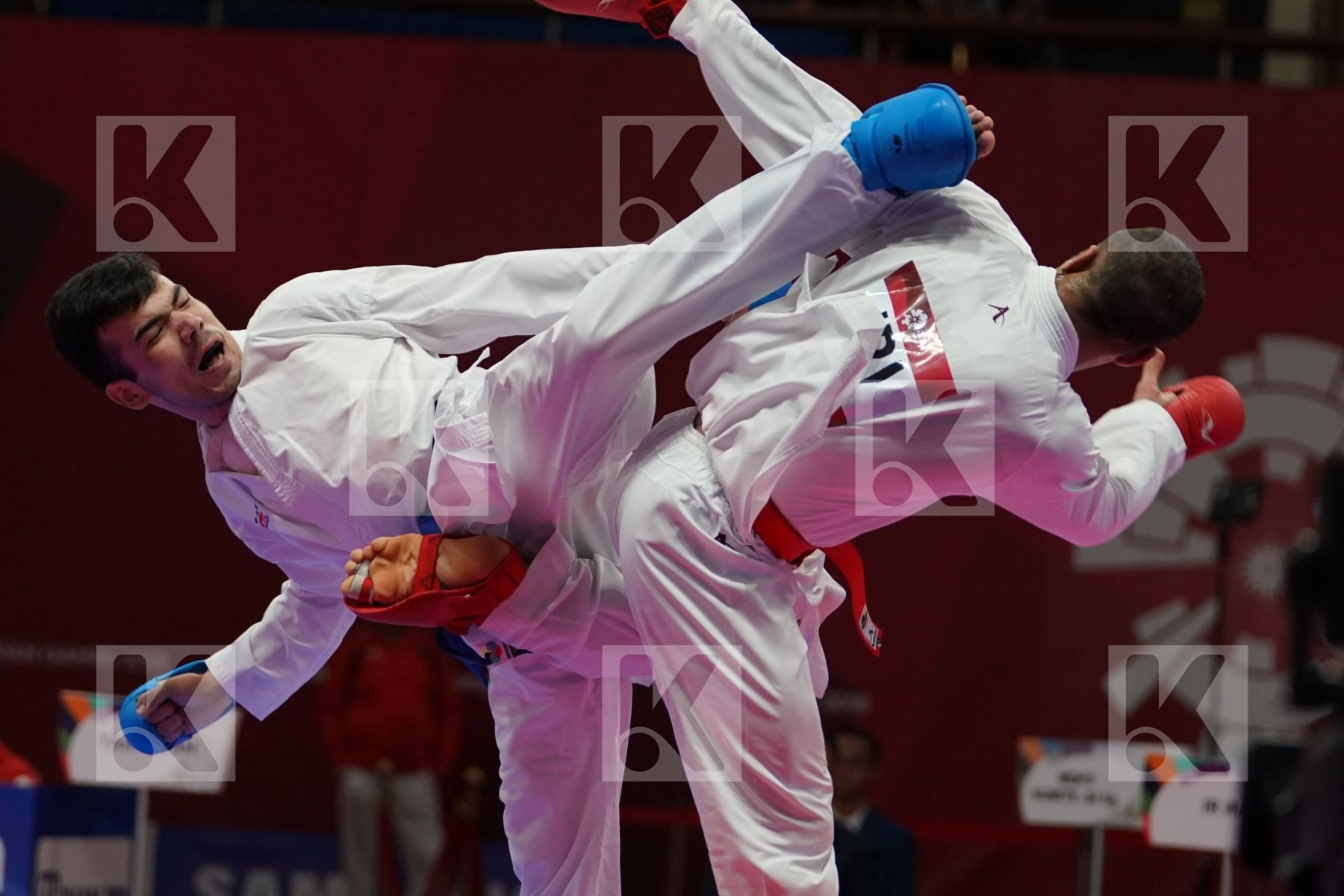 ZABIOLLAH POORSHAB (ISLAMIC REPUBLIC OF IRAN) vs JAVOHIR HAIDAROV (TAJIKISTAN) in Senior Kumite Ð 84 Kg - Qualification