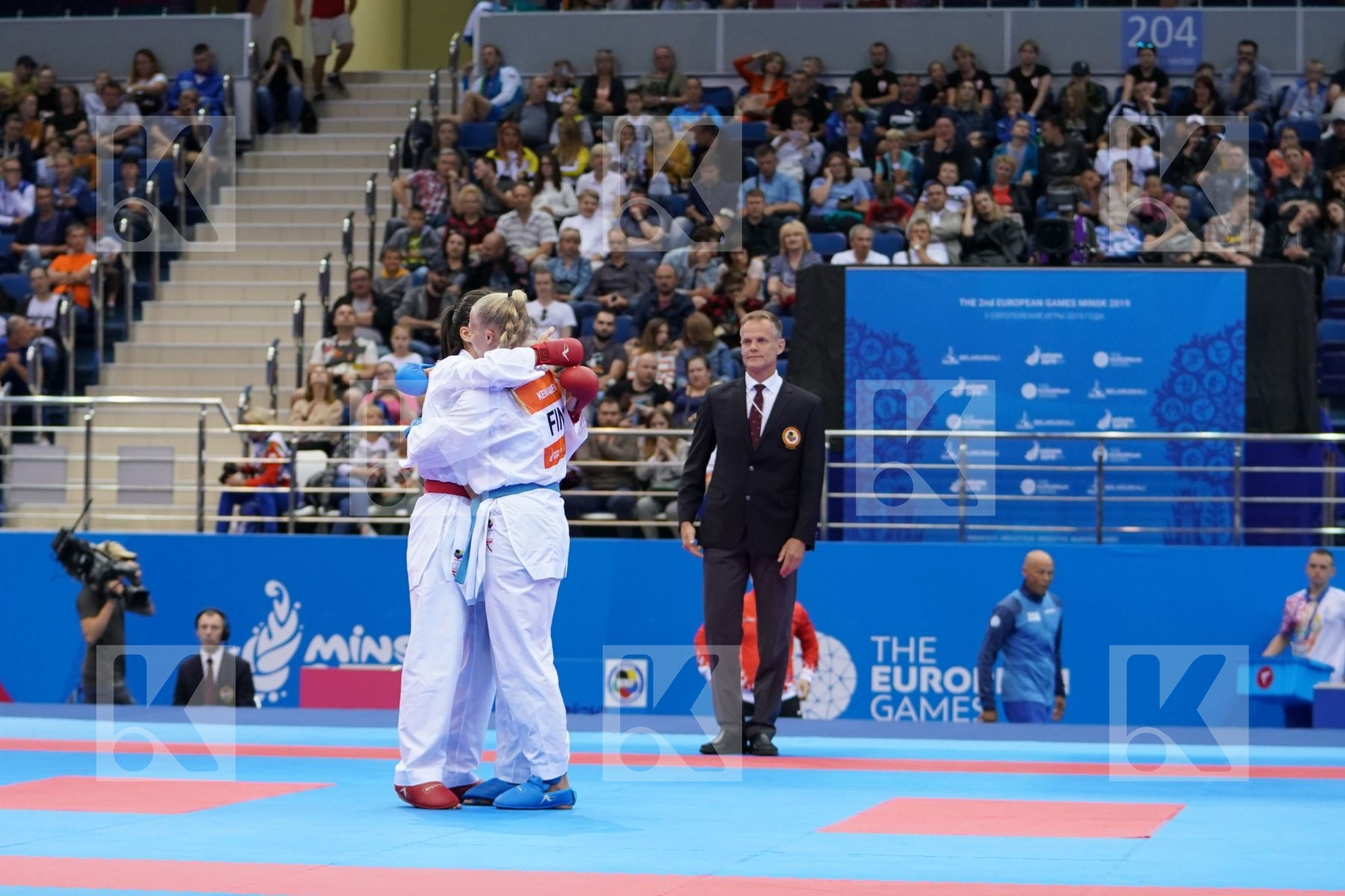 HOCAOGLU MELTEM (TURKEY) Vs KEINANEN TITTA (FINLAND) in Senior Kumite 68+ Kg - semi-final Bout