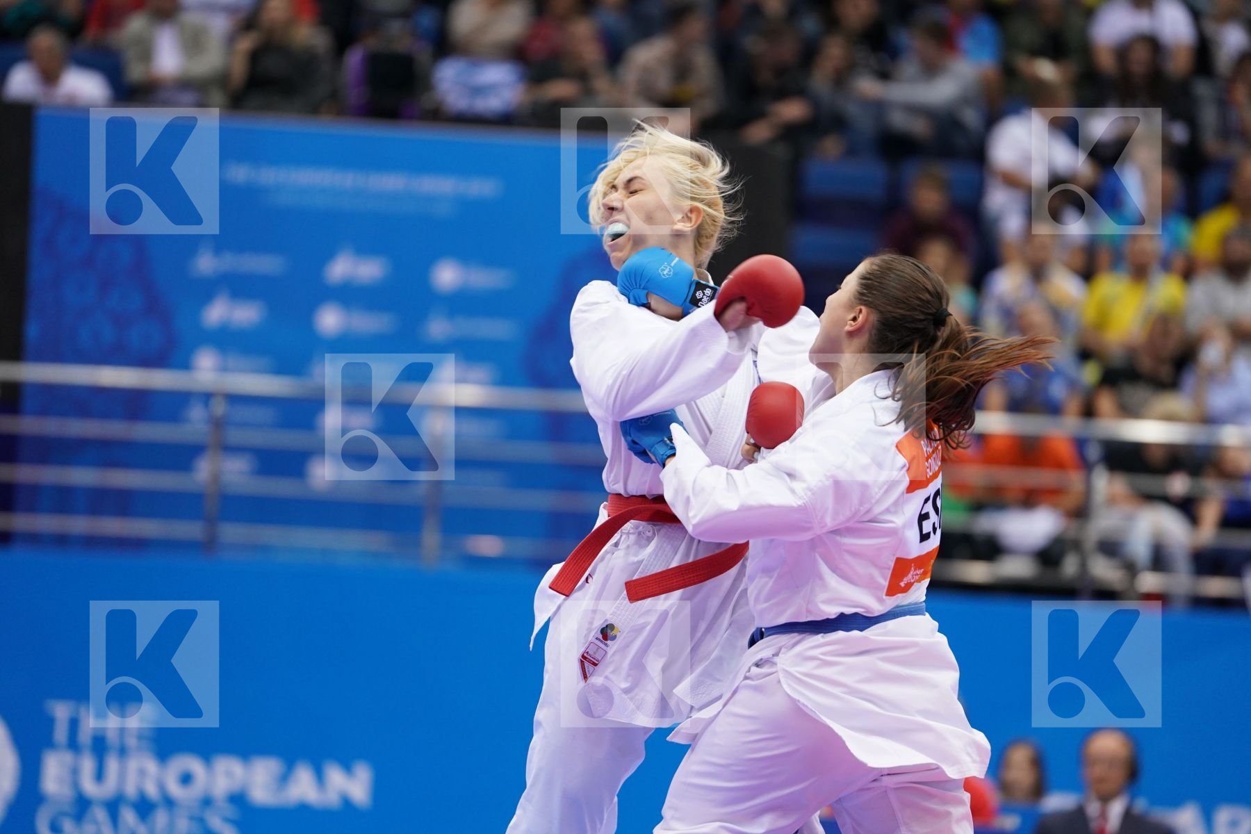 CHATZILIADOU ELENI (GREECE) Vs PALACIO GONZALEZ LAURA (SPAIN) in Senior Kumite 68+ Kg - semi-final Bout