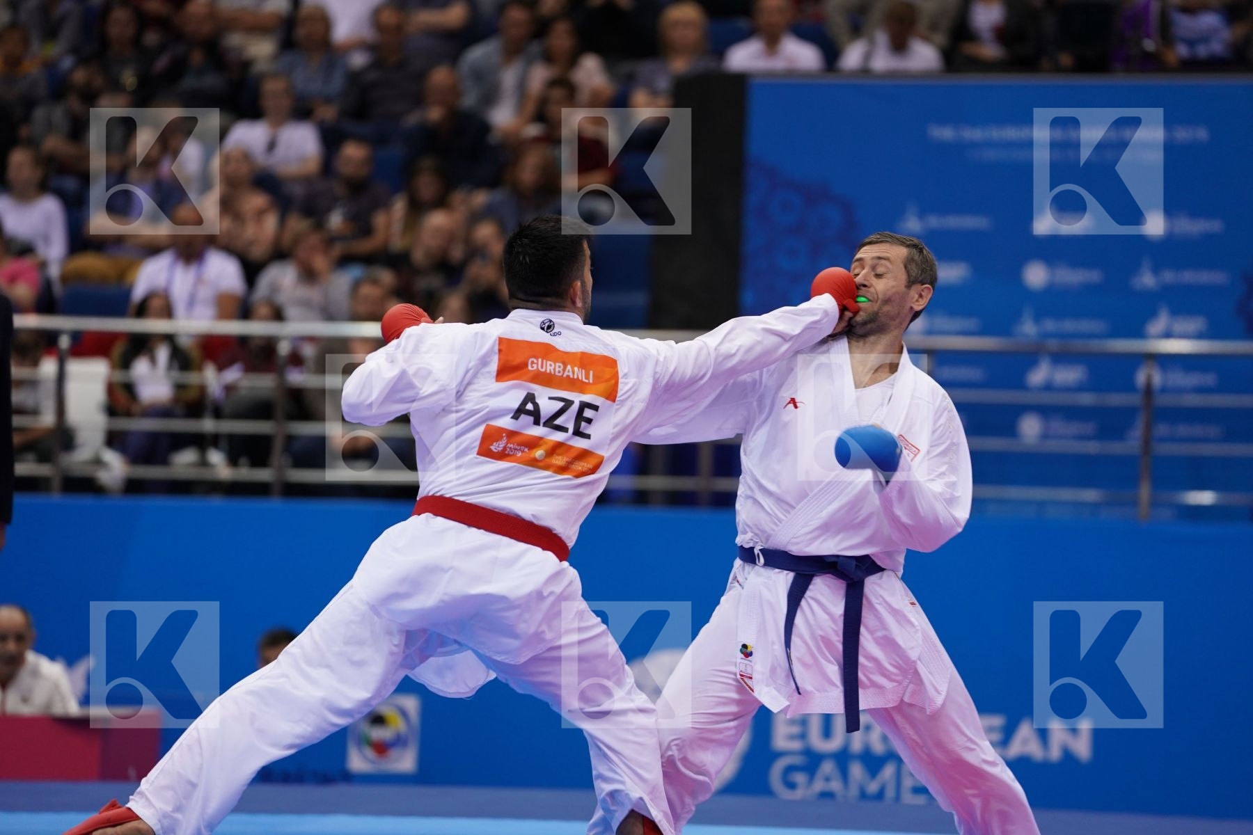 KVESIC IVAN (CROATIA) Vs MARTINA MICHELE (ITALY) in Senior Kumite -84 Kg - semi-final Bout