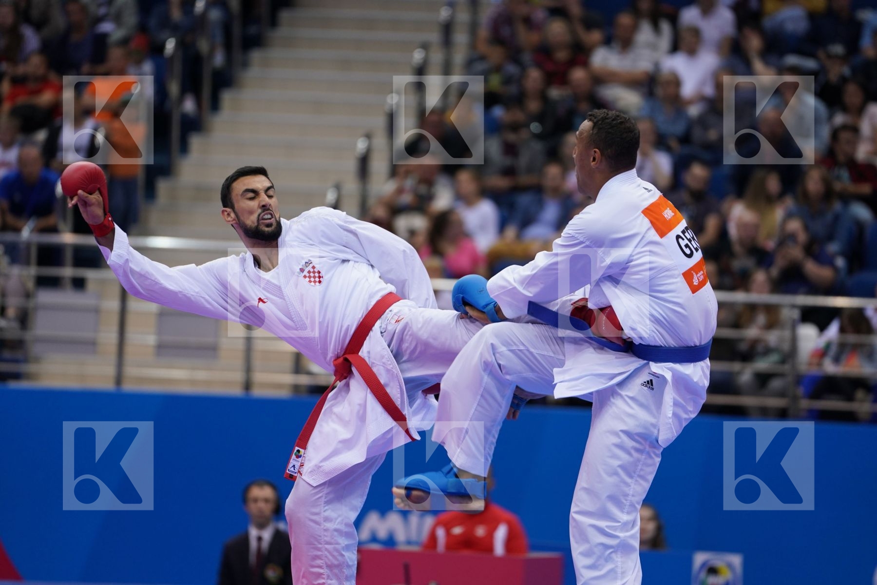 KVESIC ANDJELO (CROATIA) Vs HORNE JONATHAN (GERMANY) in Senior Kumite 84+ Kg - semi-final Bout