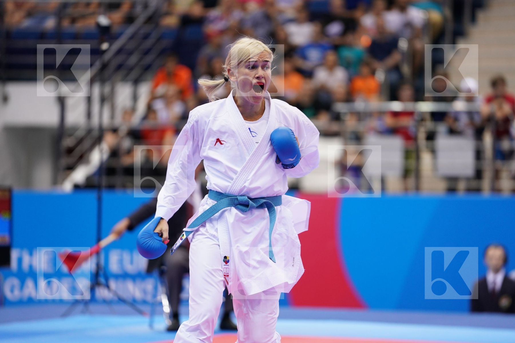 COBAN MERVE (TURKEY) Vs SEROGINA ANITA (UKRAINE) in Senior Kumite -61 Kg - semi-final Bout