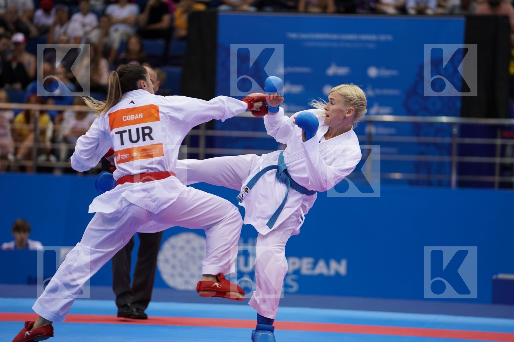 COBAN MERVE (TURKEY) Vs SEROGINA ANITA (UKRAINE) in Senior Kumite -61 Kg - semi-final Bout