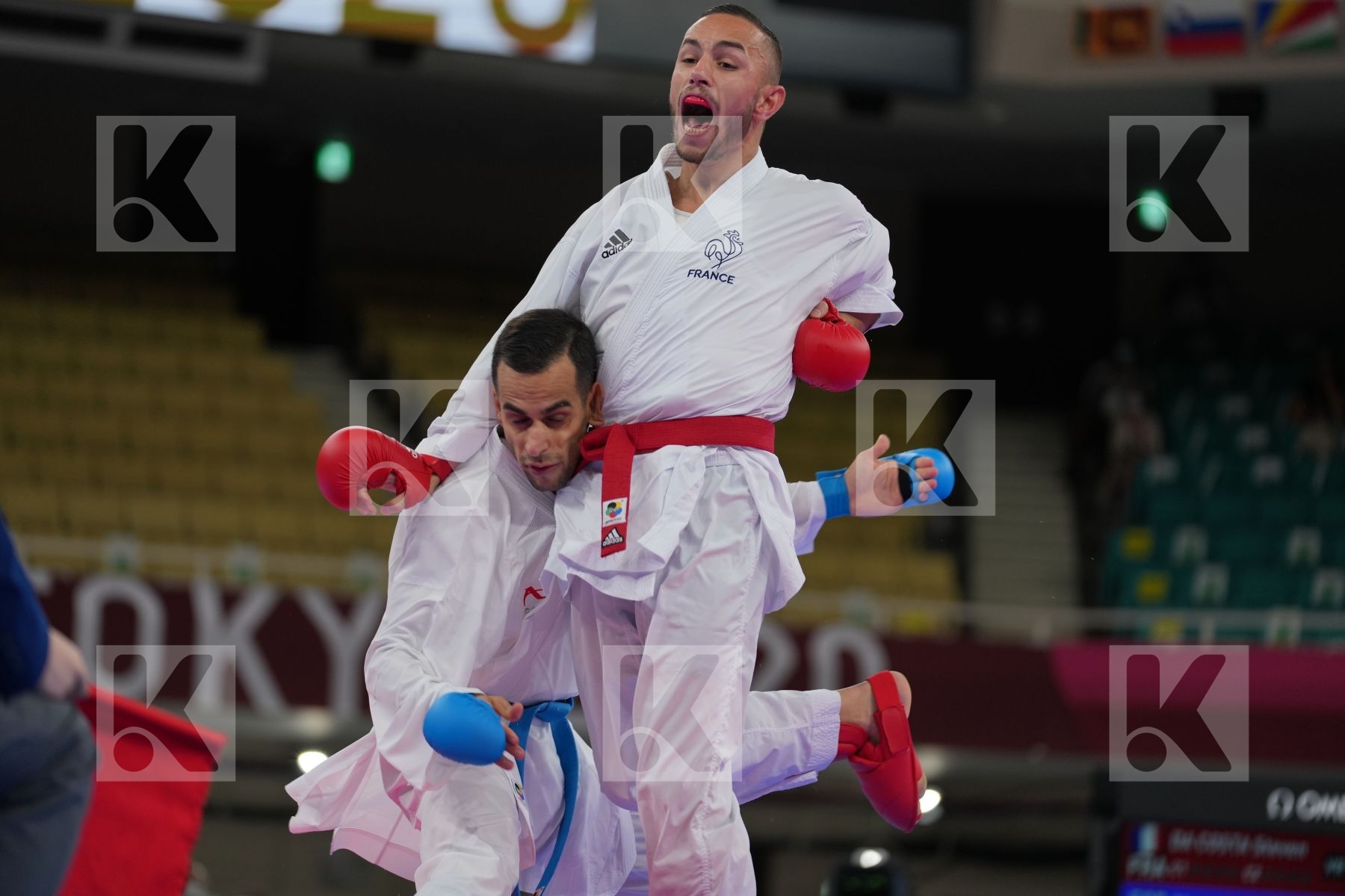 Da Costa Steven (France) - Kumite Male -67kg, Derafshipour Hamoon (Refugee Olympic Team) - Kumite Male -67kg in  - Round Robin bout