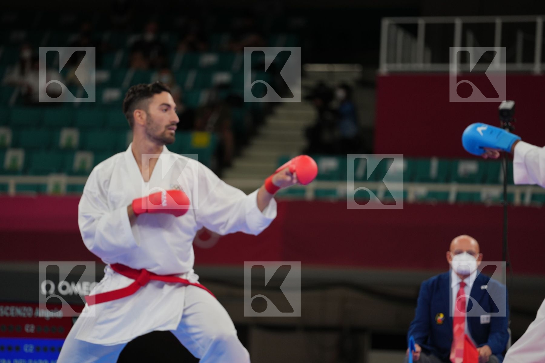 Crescenzo Angelo (Italy) - Kumite Male -67kg, Madera Andres (Venezuela) - Kumite Male -67kg in Senior Kumite -67 Kg - Round Robin bout