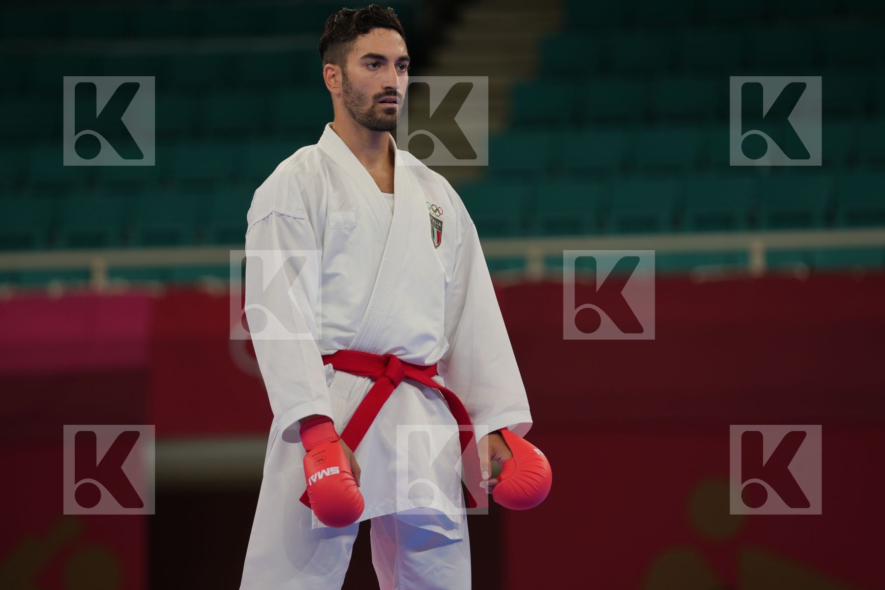 Crescenzo Angelo (Italy) - Kumite Male -67kg, Madera Andres (Venezuela) - Kumite Male -67kg in Senior Kumite -67 Kg - Round Robin bout