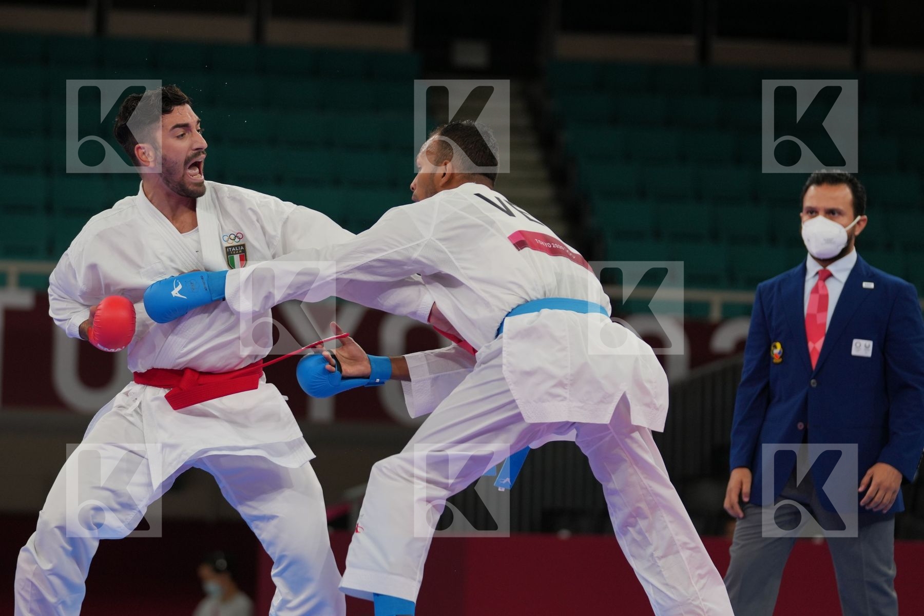 Crescenzo Angelo (Italy) - Kumite Male -67kg, Madera Andres (Venezuela) - Kumite Male -67kg in Senior Kumite -67 Kg - Round Robin bout