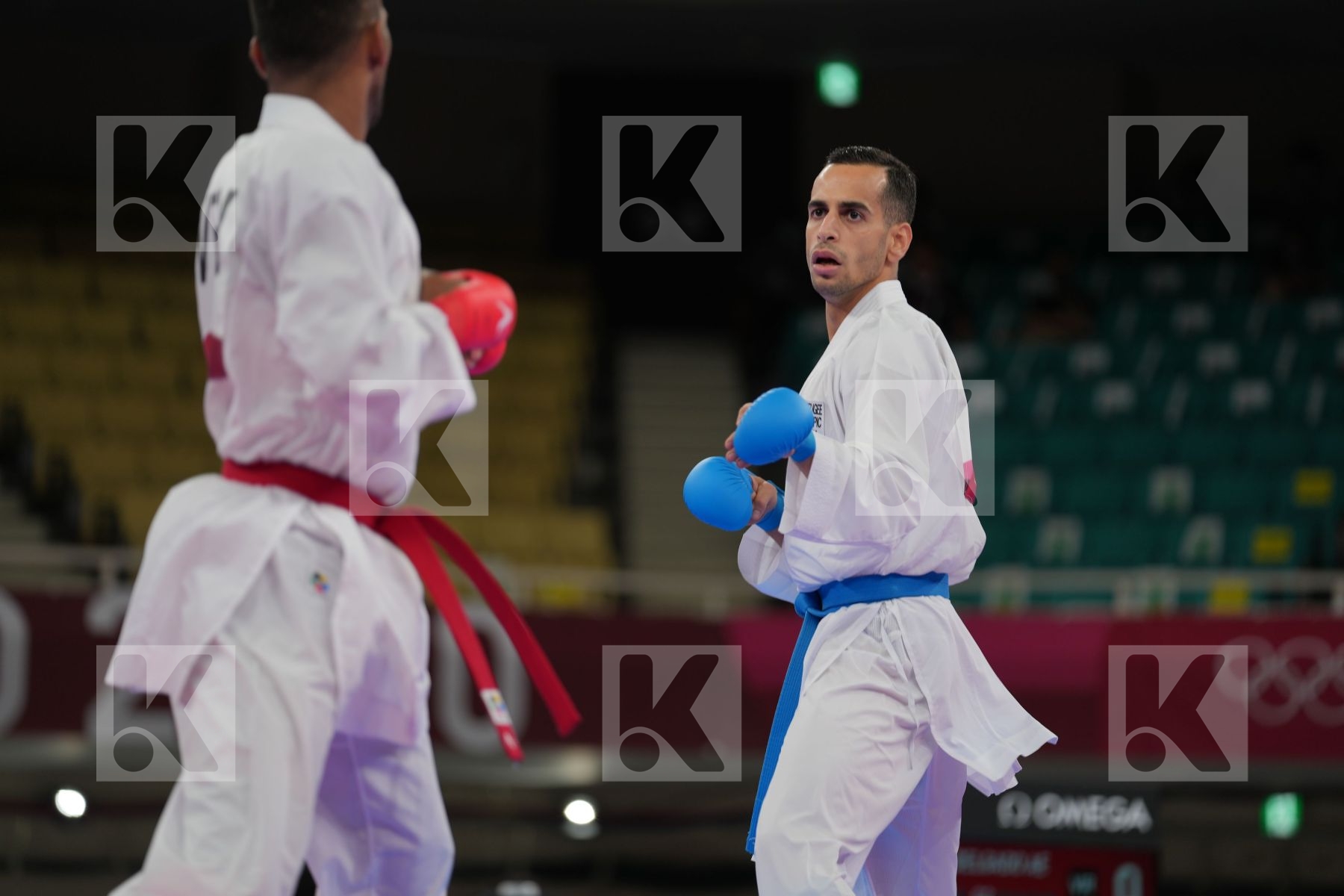 Madera Andres (Venezuela) - Kumite Male -67kg, Derafshipour Hamoon (Refugee Olympic Team) - Kumite Male -67kg in Senior Kumite -67 Kg - Round Robin bout