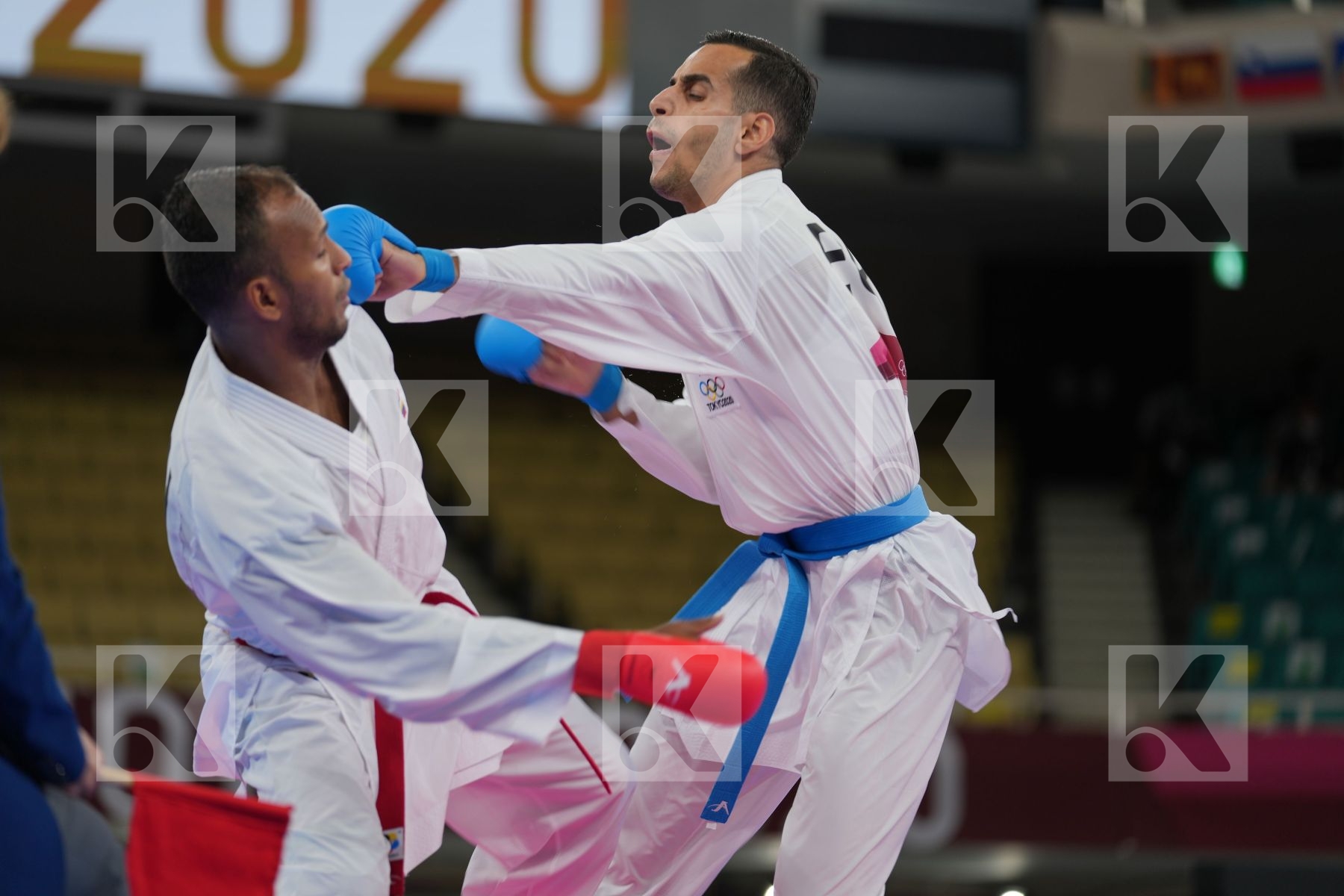 Madera Andres (Venezuela) - Kumite Male -67kg, Derafshipour Hamoon (Refugee Olympic Team) - Kumite Male -67kg in Senior Kumite -67 Kg - Round Robin bout