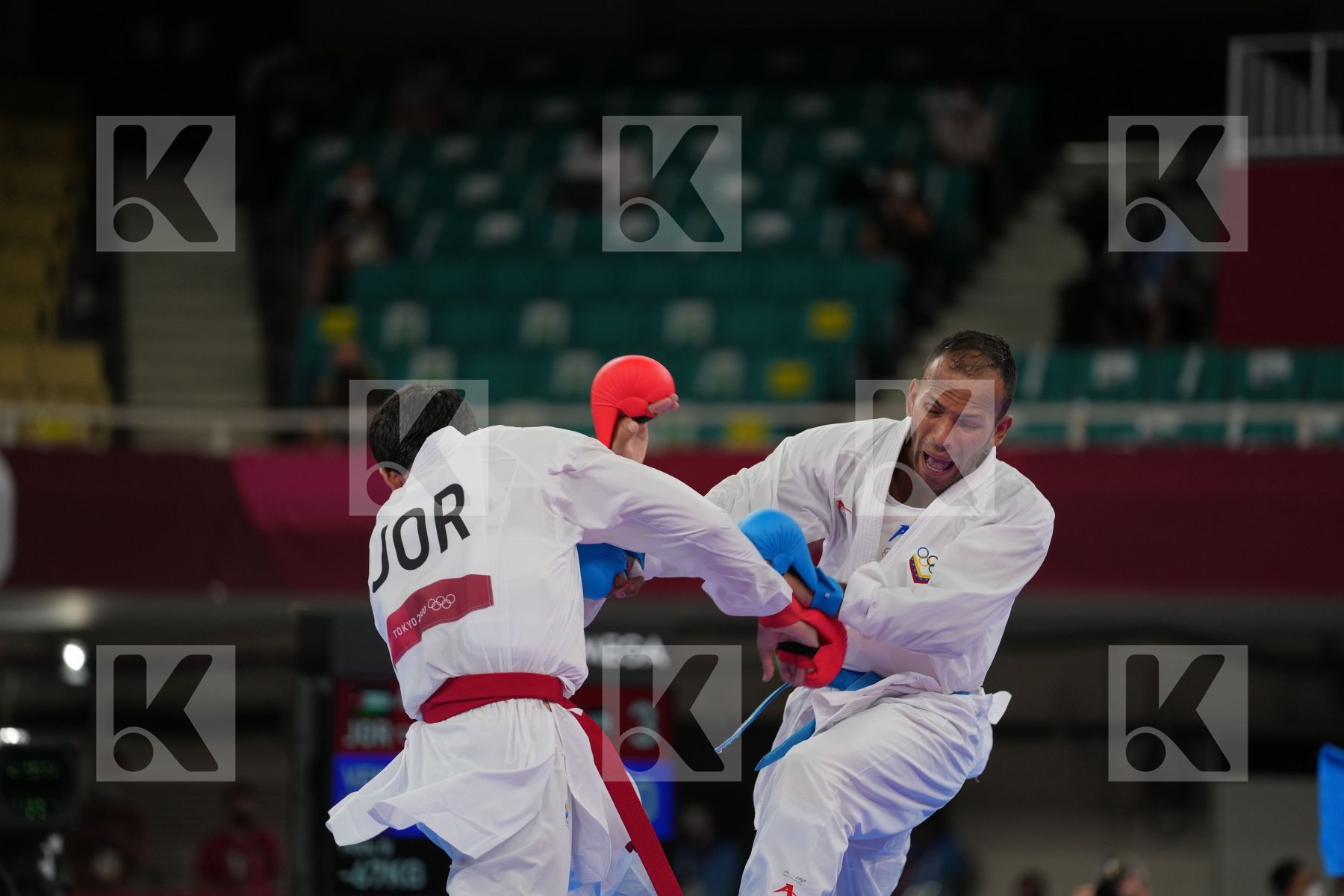 Almasatfa Abdel Rahman (Jordan) - Kumite Male -67kg, Madera Andres (Venezuela) - Kumite Male -67kg in Senior Kumite -67 Kg - Round Robin bout