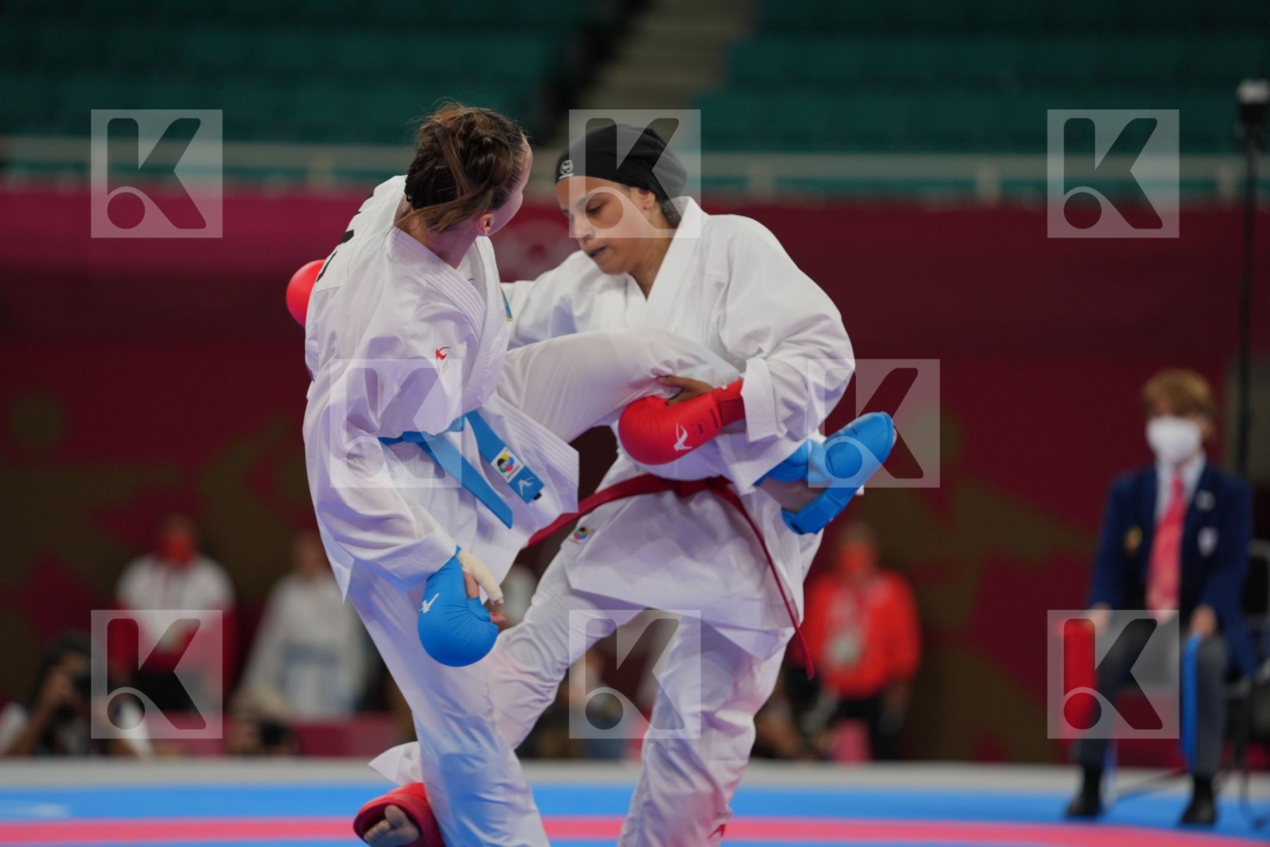 Sayed Radwa (Egypt) - Kumite Female -55kg, Zhangbyrbay Moldir (Kazakhstan) - Kumite Female -55kg in Senior Kumite -55 Kg - Round Robin bout