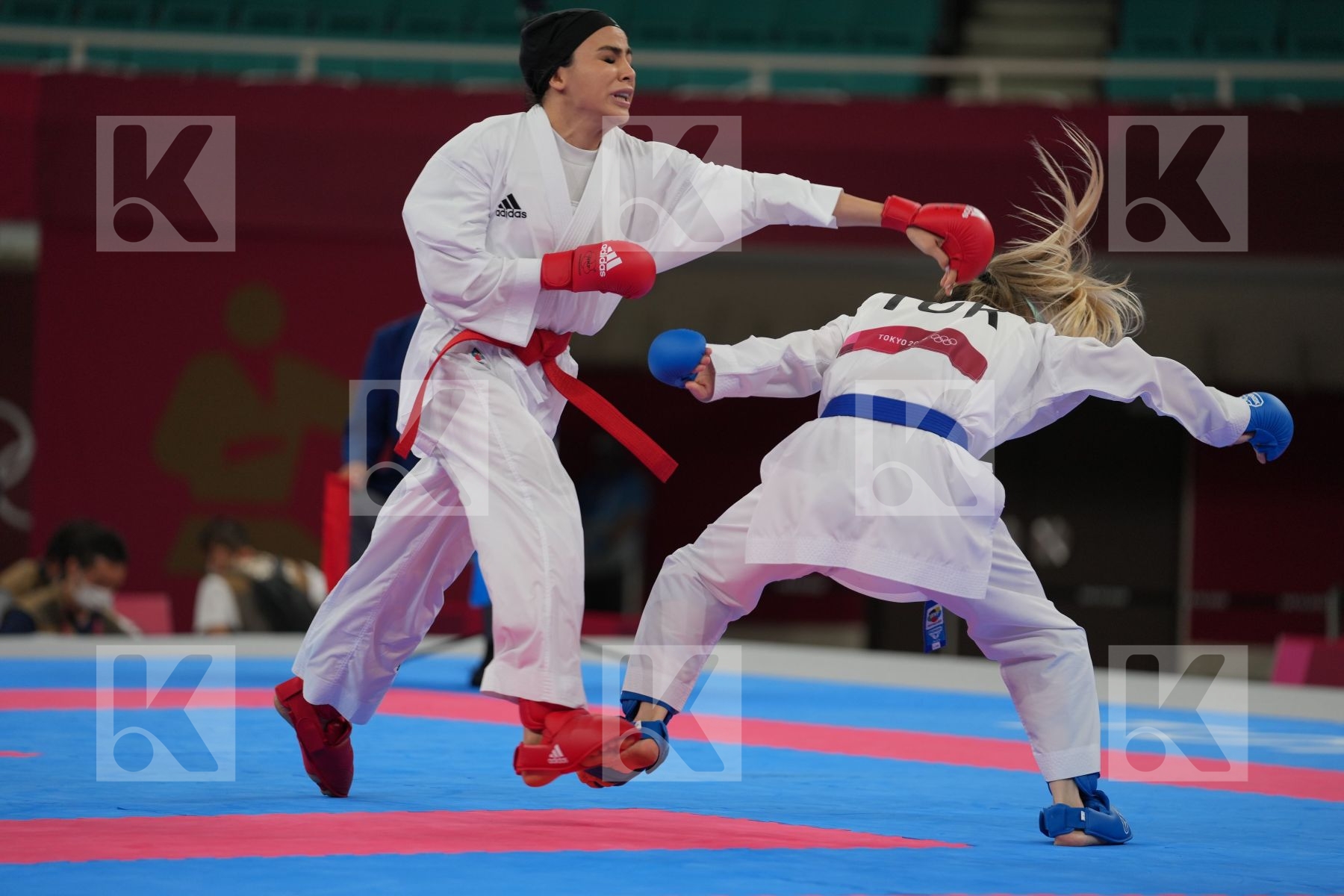 Bahmanyar Sara (Islamic Republic of Iran) - Kumite Female -55kg, Ozcelik Arapoglu Serap (Turkey) - Kumite Female -55kg in Senior Kumite -55 Kg - Round Robin bout