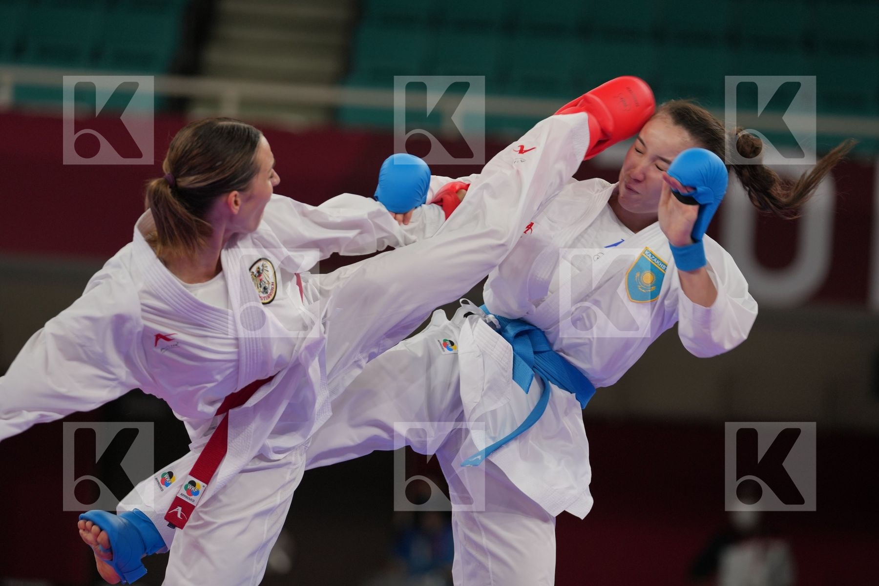 Plank Bettina (Austria) - Kumite Female -55kg, Zhangbyrbay Moldir (Kazakhstan) - Kumite Female -55kg in Senior Kumite -55 Kg - Round Robin bout