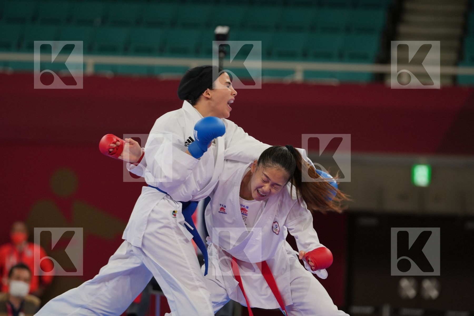 Wen Tzu-Yun (Chinese Taipei) - Kumite Female -55kg, Bahmanyar Sara (Islamic Republic of Iran) - Kumite Female -55kg in Senior Kumite -55 Kg - Round Robin bout