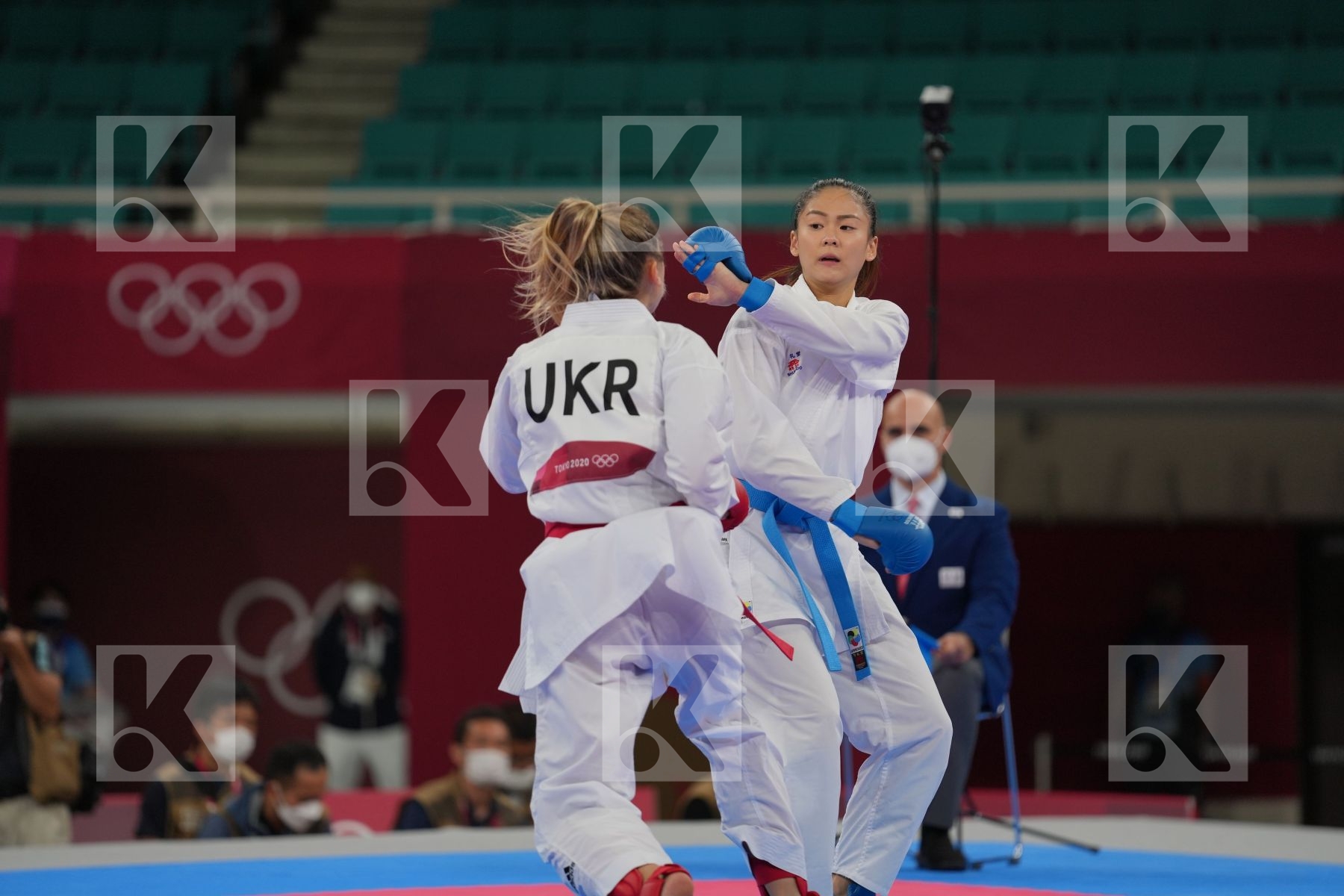 Terliuga Anzhelika (Ukraine) - Kumite Female -55kg, Wen Tzu-Yun (Chinese Taipei) - Kumite Female -55kg in Senior Kumite -55 Kg - Semifinal bout