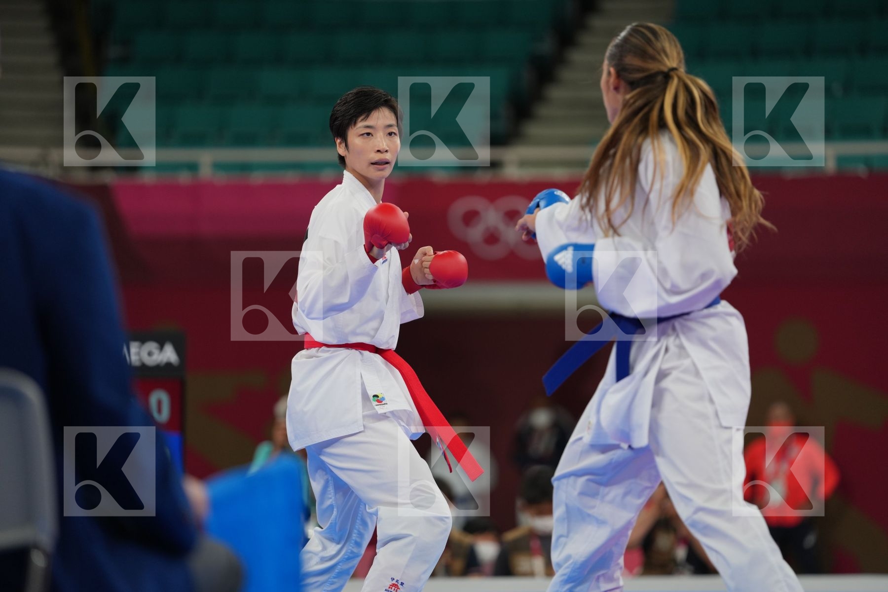 Yin Xiaoyan (People's Republic of China) - Kumite Female -61kg, Garces Sequera Claudymar (Venezuela) - Kumite Female -61kg in Senior Kumite -61 Kg - Round Robin bout