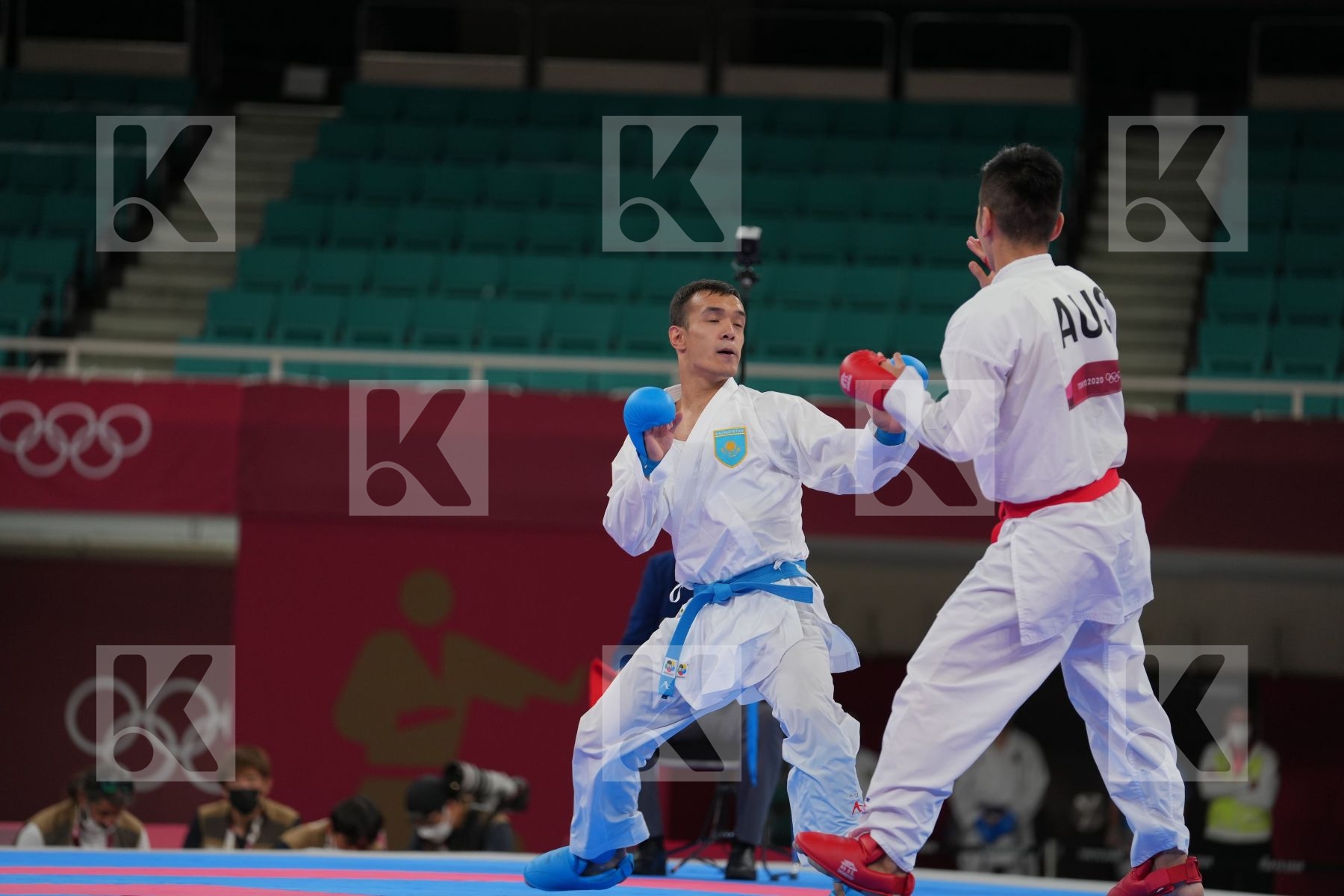 Yahiro Tsuneari (Australia) - Kumite Male -75kg, Azhikanov Nurkanat (Kazakhstan) - Kumite Male -75kg in Senior Kumite -75 Kg - Round Robin bout
