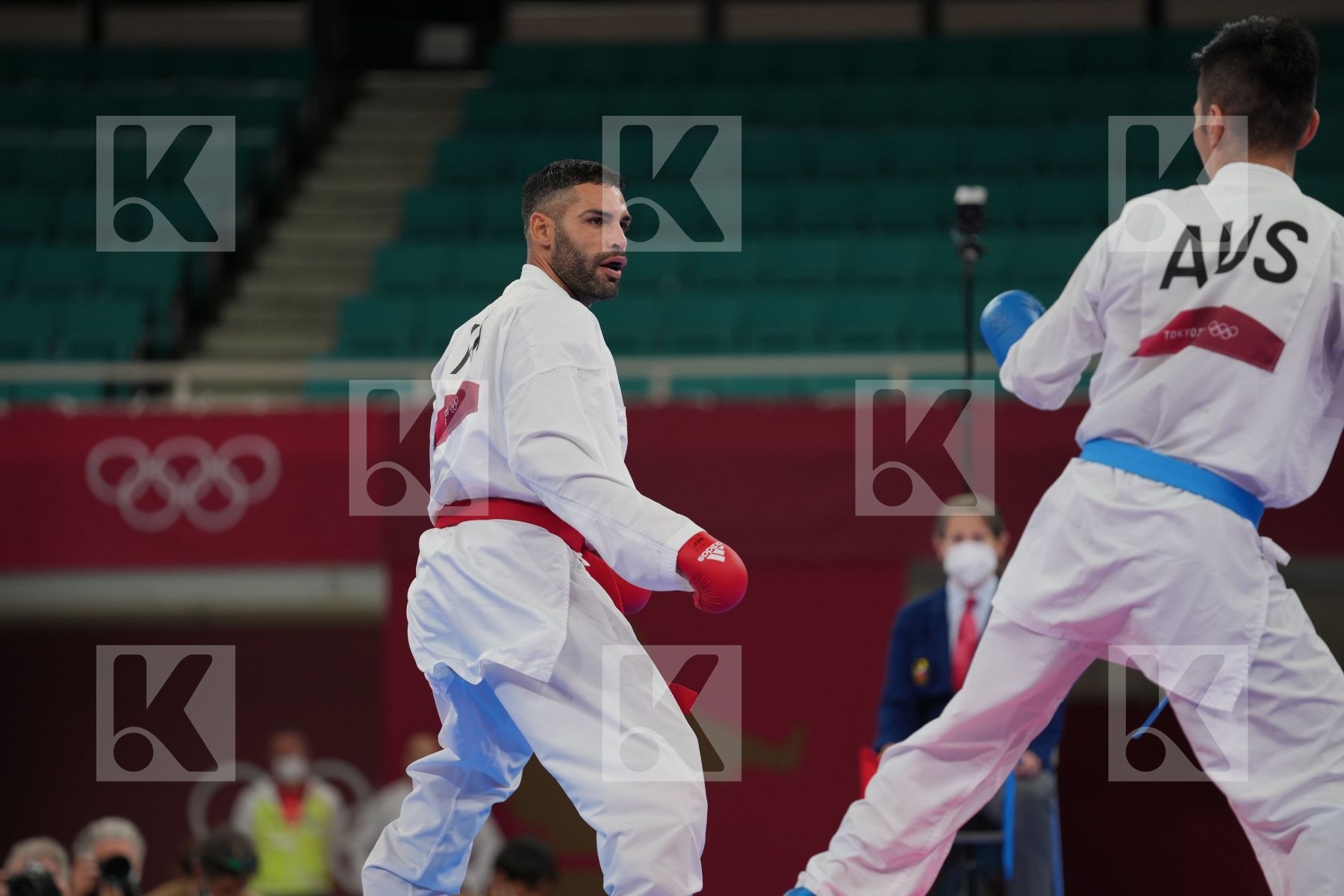 Busa Luigi (Italy) - Kumite Male -75kg, Yahiro Tsuneari (Australia) - Kumite Male -75kg in Senior Kumite -75 Kg - Round Robin bout