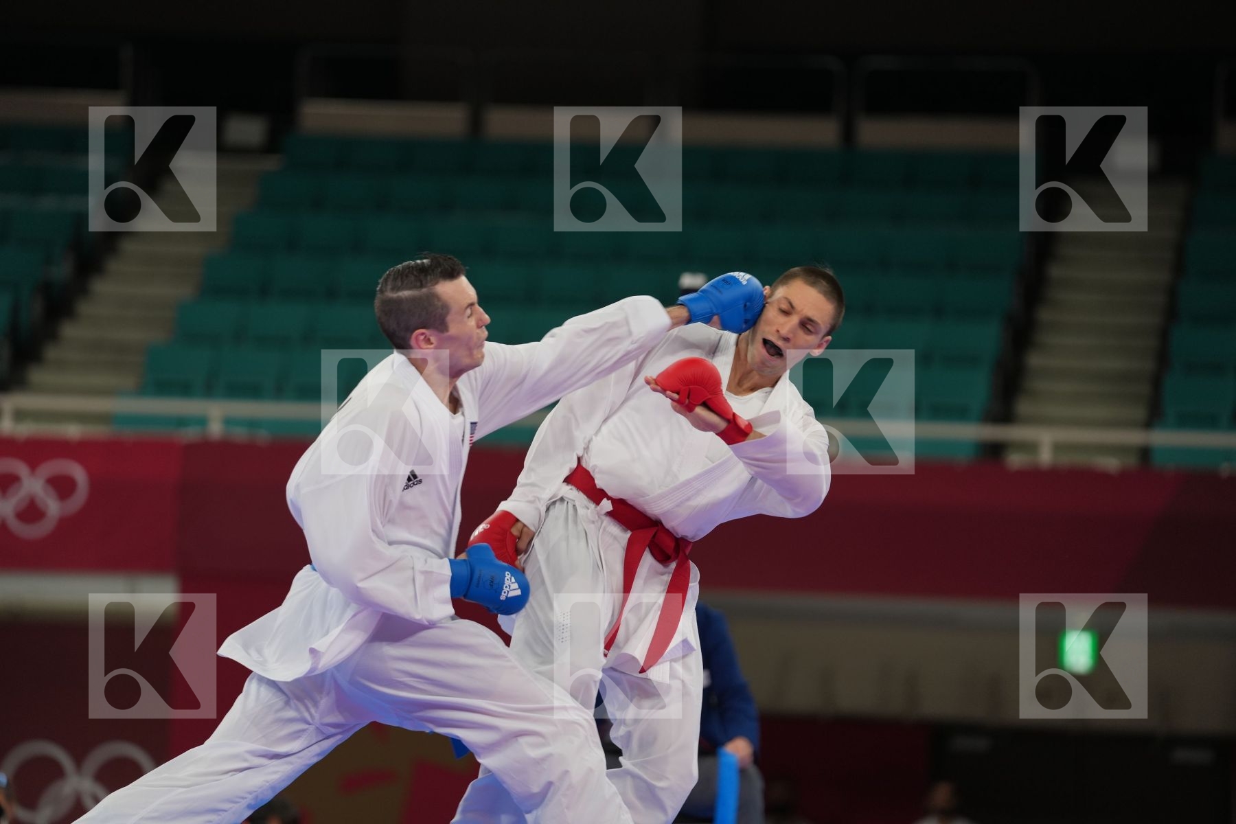 Horuna Stanislav (Ukraine) - Kumite Male -75kg, Scott Thomas (United States of America) - Kumite Male -75kg in Senior Kumite -75 Kg - Round Robin bout