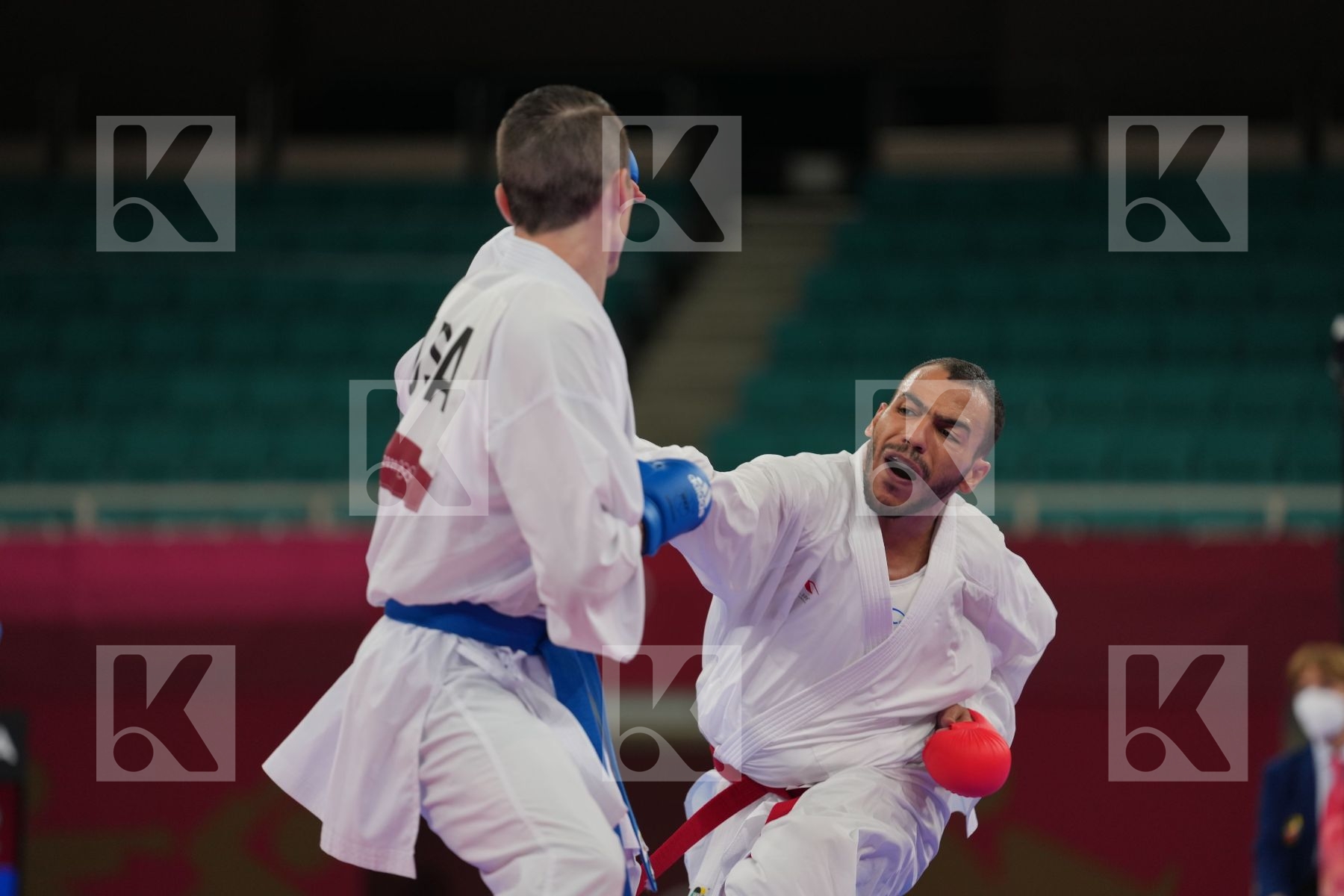 Abdelaziz Abdalla (Egypt) - Kumite Male -75kg, Scott Thomas (United States of America) - Kumite Male -75kg in Senior Kumite -75 Kg - Round Robin bout