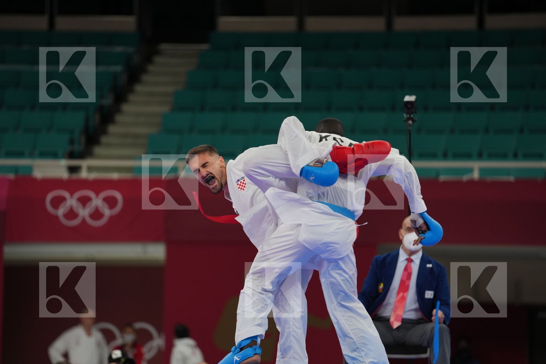 Kvesic Ivan (Croatia) - Kumite Male +75kg, Hamedi Tareg (Saudi Arabia) - Kumite Male +75kg in Senior Kumite 75+ Kg - Round Robin bout
