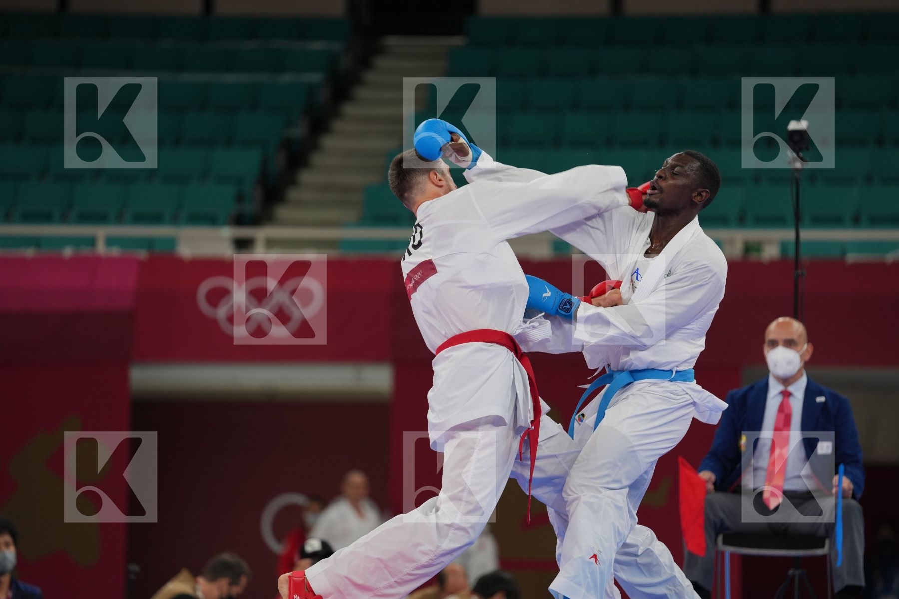 Kvesic Ivan (Croatia) - Kumite Male +75kg, Hamedi Tareg (Saudi Arabia) - Kumite Male +75kg in Senior Kumite 75+ Kg - Round Robin bout