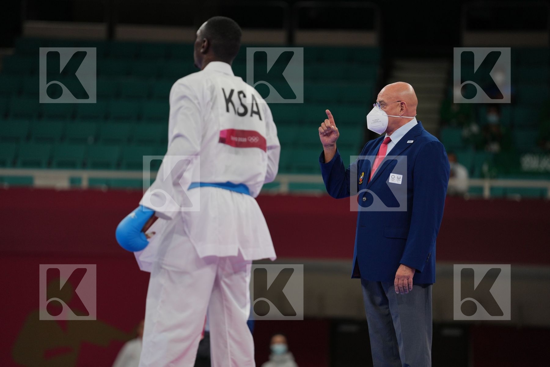 Kvesic Ivan (Croatia) - Kumite Male +75kg, Hamedi Tareg (Saudi Arabia) - Kumite Male +75kg in Senior Kumite 75+ Kg - Round Robin bout