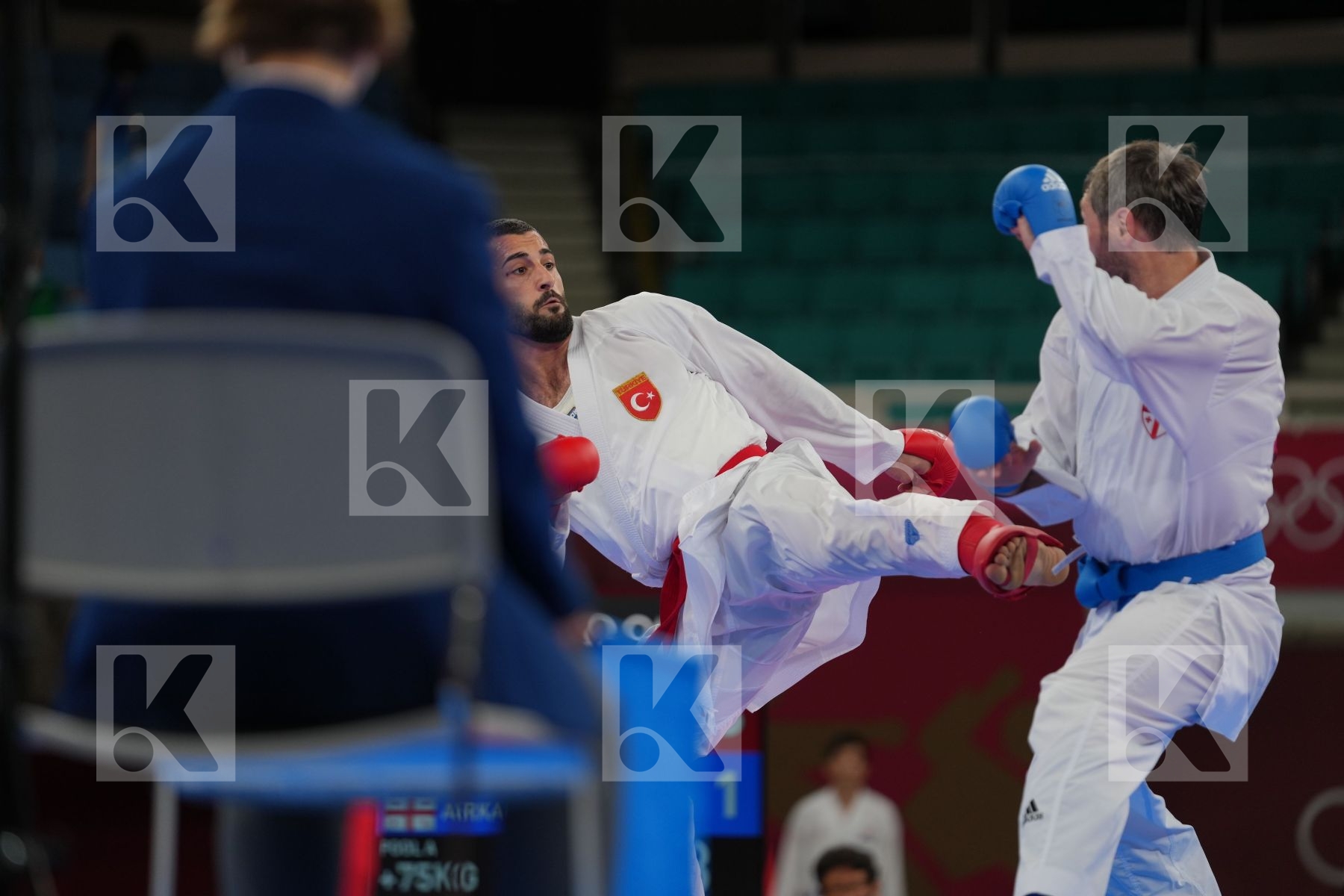 Gaysinsky Daniel (Canada) - Kumite Male +75kg, Irr Brian (United States of America) - Kumite Male +75kg in Senior Kumite 75+ Kg - Round Robin bout