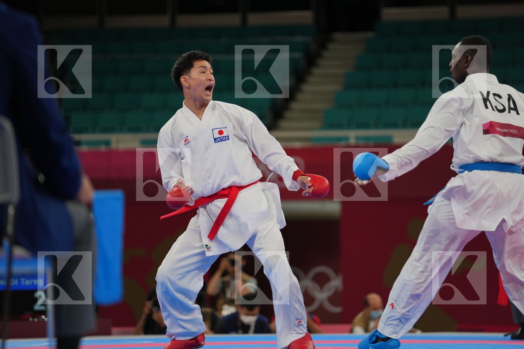 Araga Ryutaro (Japan) - Kumite Male +75kg, Hamedi Tareg (Saudi Arabia) - Kumite Male +75kg in Senior Kumite 75+ Kg - Semifinal bout