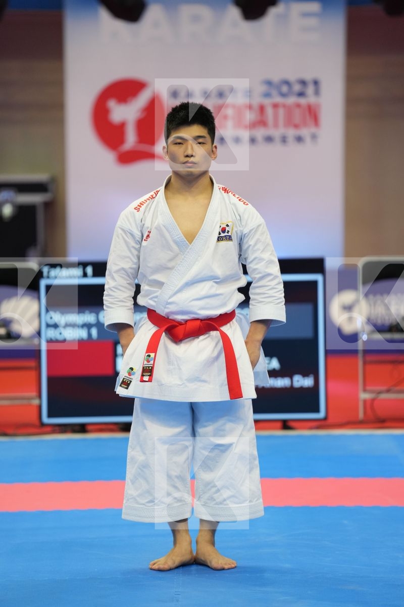 PARK HEEJUN (REPUBLIC OF KOREA) in Olympic Category - Kata Male - Round Robin bout