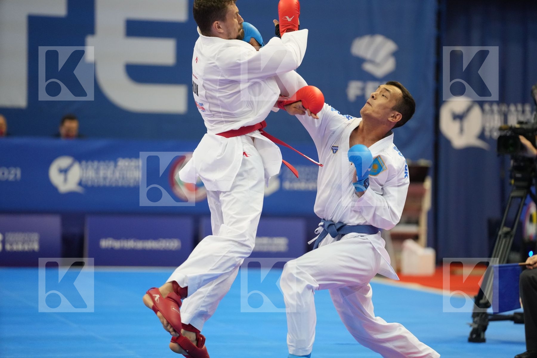 AZHIKANOV NURKANAT (KAZAKHSTAN), HARSPATAKI KAROLY GABOR (HUNGARY) in Olympic Category - Kumite Male -75 KG - Round Robin bout
