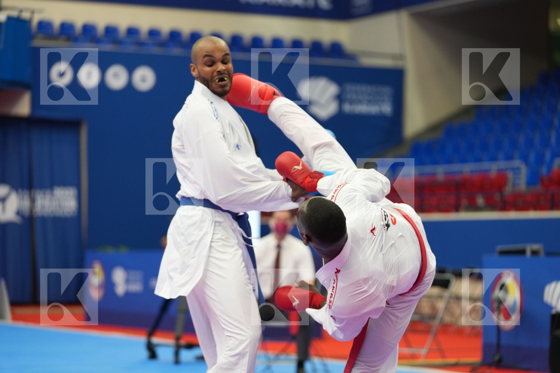HAMEDI TAREG (SAUDI ARABIA), LARDY TYRON-DARNELL (NETHERLANDS) in Olympic Category - Kumite Male 75+ KG - Round Robin bout