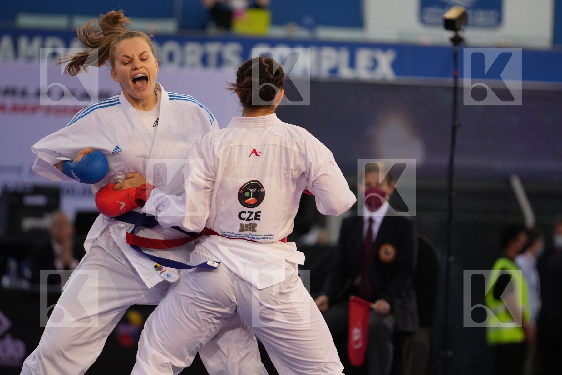 SACHOVA MARTINA (CZECH REPUBLIC) vs LESJAK LUCIJA (CROATIA) in Female Kumite 68+ Kg - bronze bout