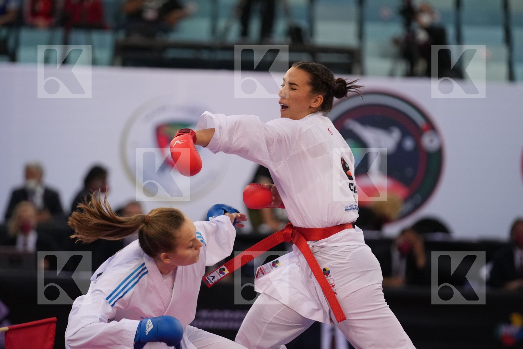 SACHOVA MARTINA (CZECH REPUBLIC) vs LESJAK LUCIJA (CROATIA) in Female Kumite 68+ Kg - bronze bout