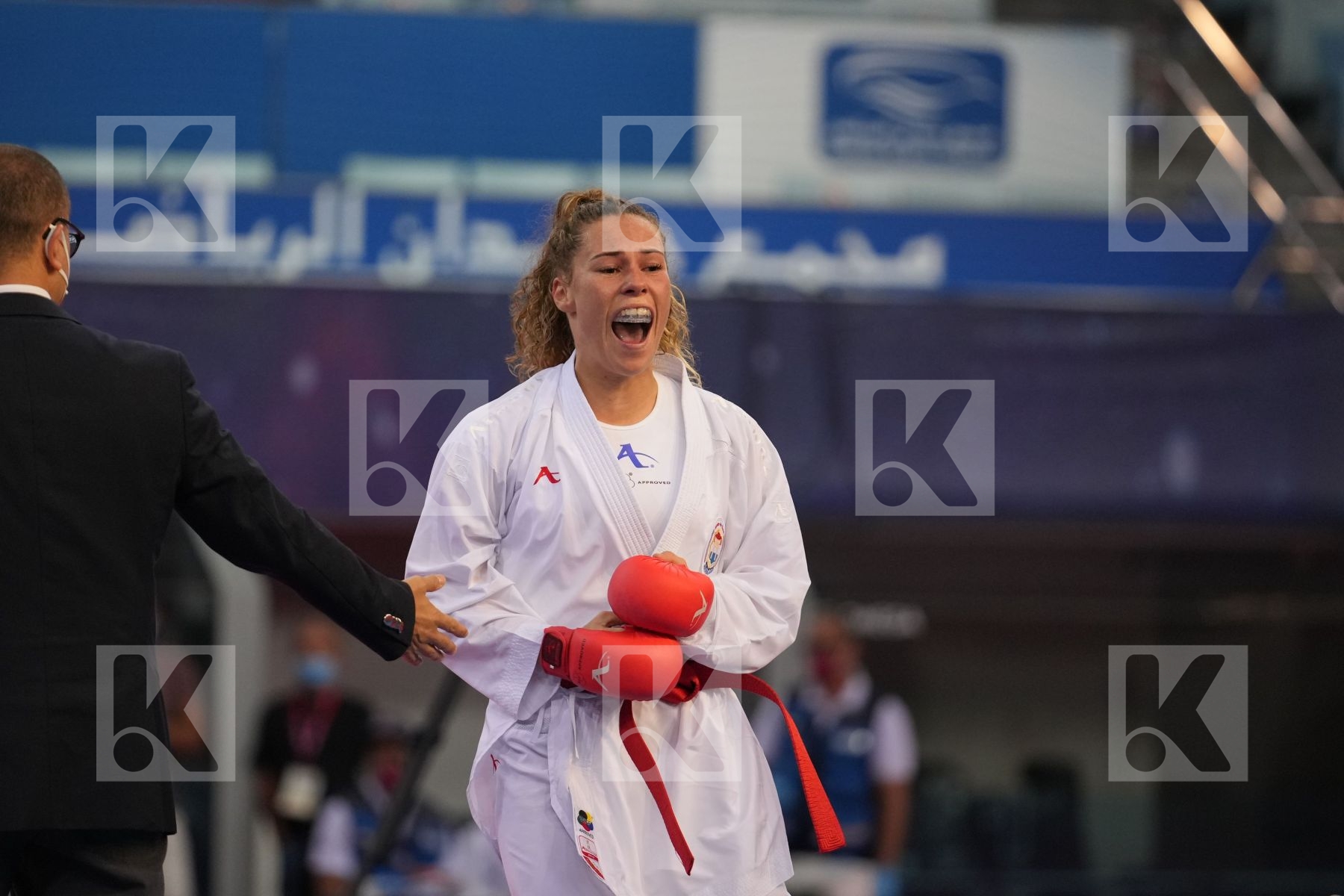 SNEL LYNN (NETHERLANDS) vs JUMAA HAYA (CANADA) in Female Kumite -61 Kg - bronze bout