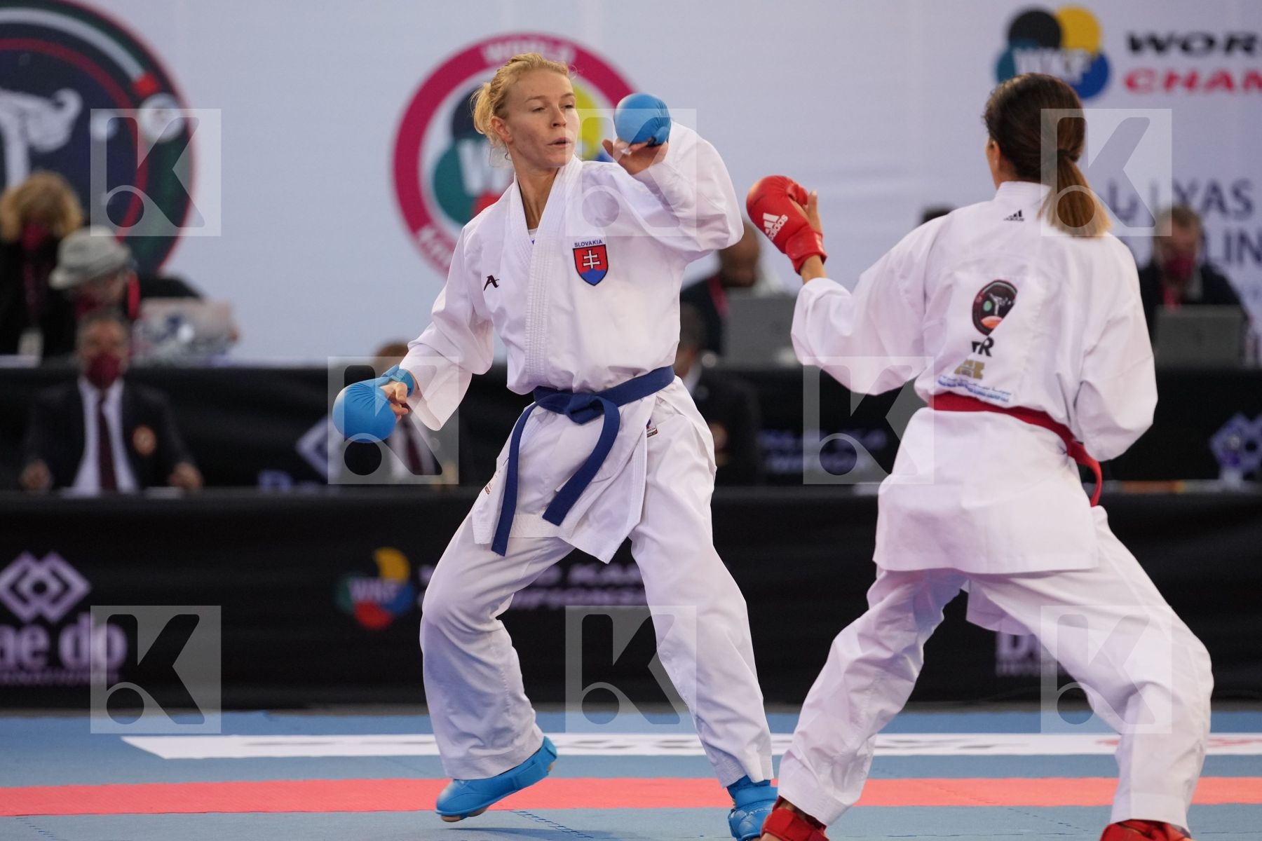 GRANDE ALEXANDRA (PERU) vs SUCHANKOVA INGRIDA (SLOVAKIA) in Female Kumite -61 Kg - bronze bout